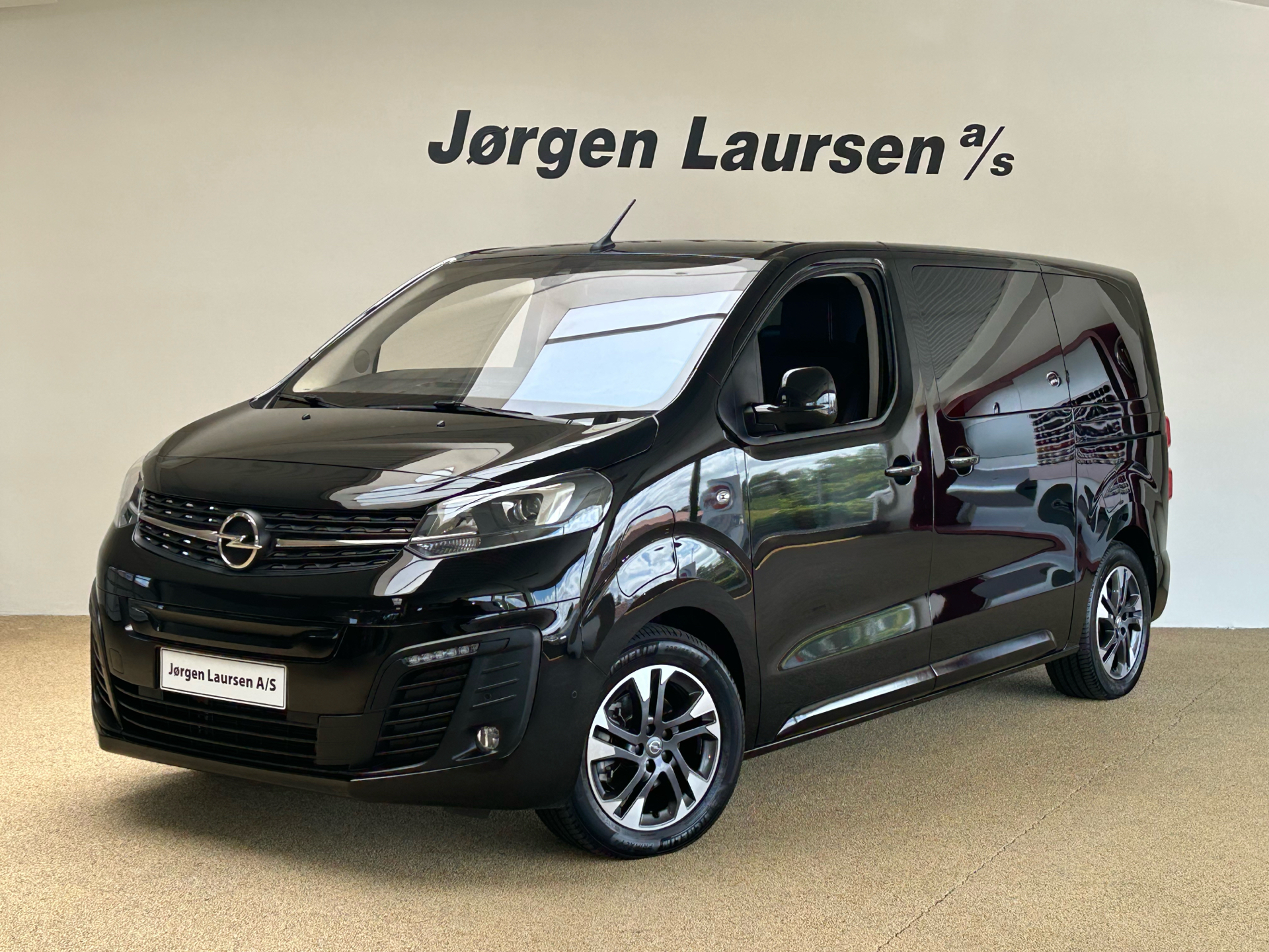 Billede af Opel Zafira-e Life L2 EL Ultimate 136HK Aut. 
