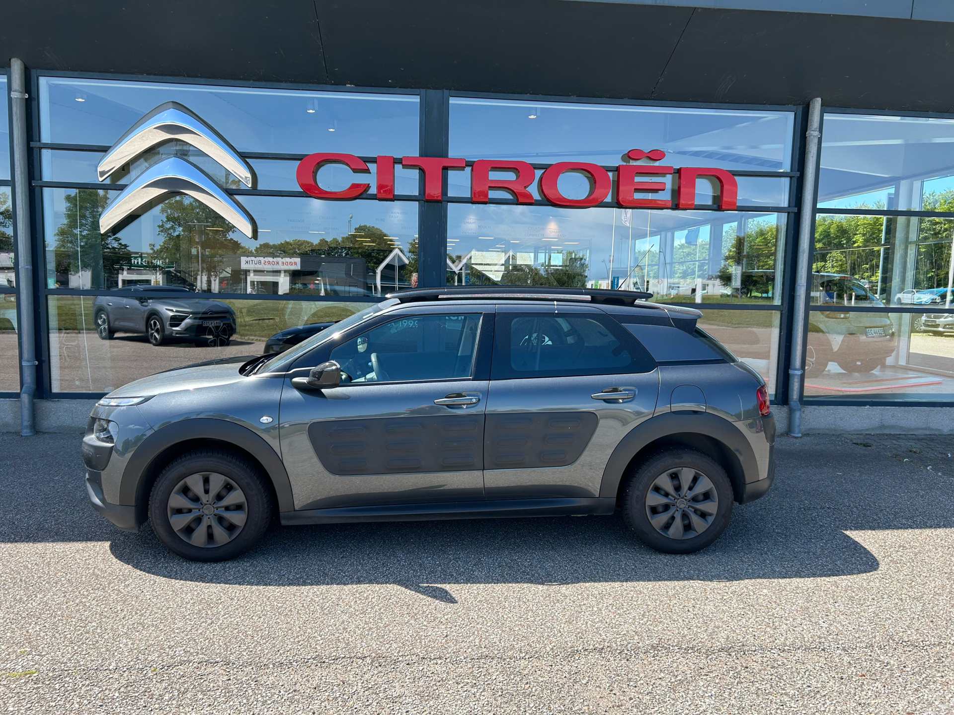 Billede af Citroën C4 Cactus 1,6 Blue HDi Feel start/stop 100HK Van