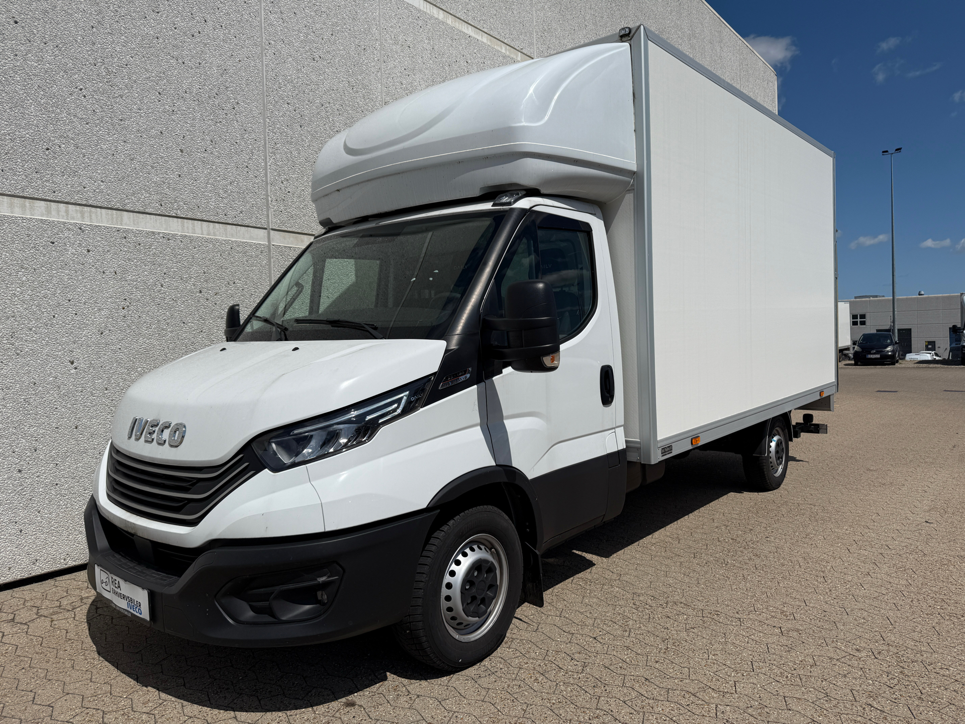 Billede af Iveco Daily 35S18 4100mm 3,0 D 180HK Ladv./Chas. 8g Aut.