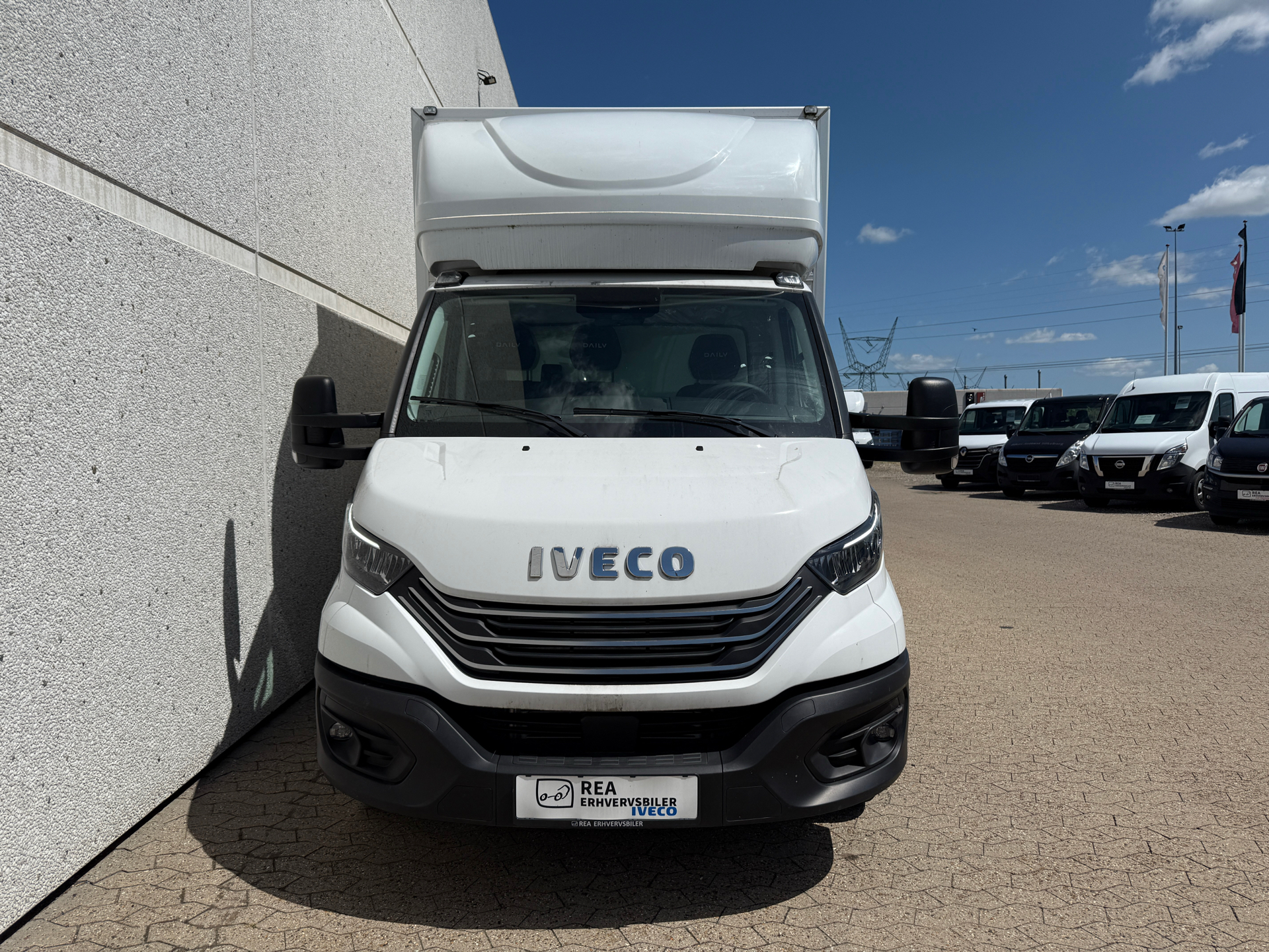 Billede af Iveco Daily 35S18 4100mm 3,0 D 180HK Ladv./Chas. 8g Aut.