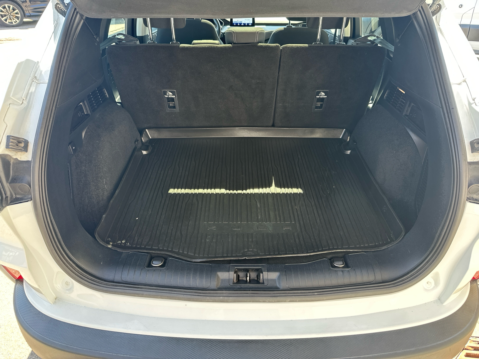 Billede af Ford Kuga 2,5 Plugin-hybrid Titanium CVT 225HK 5d Trinl. Gear