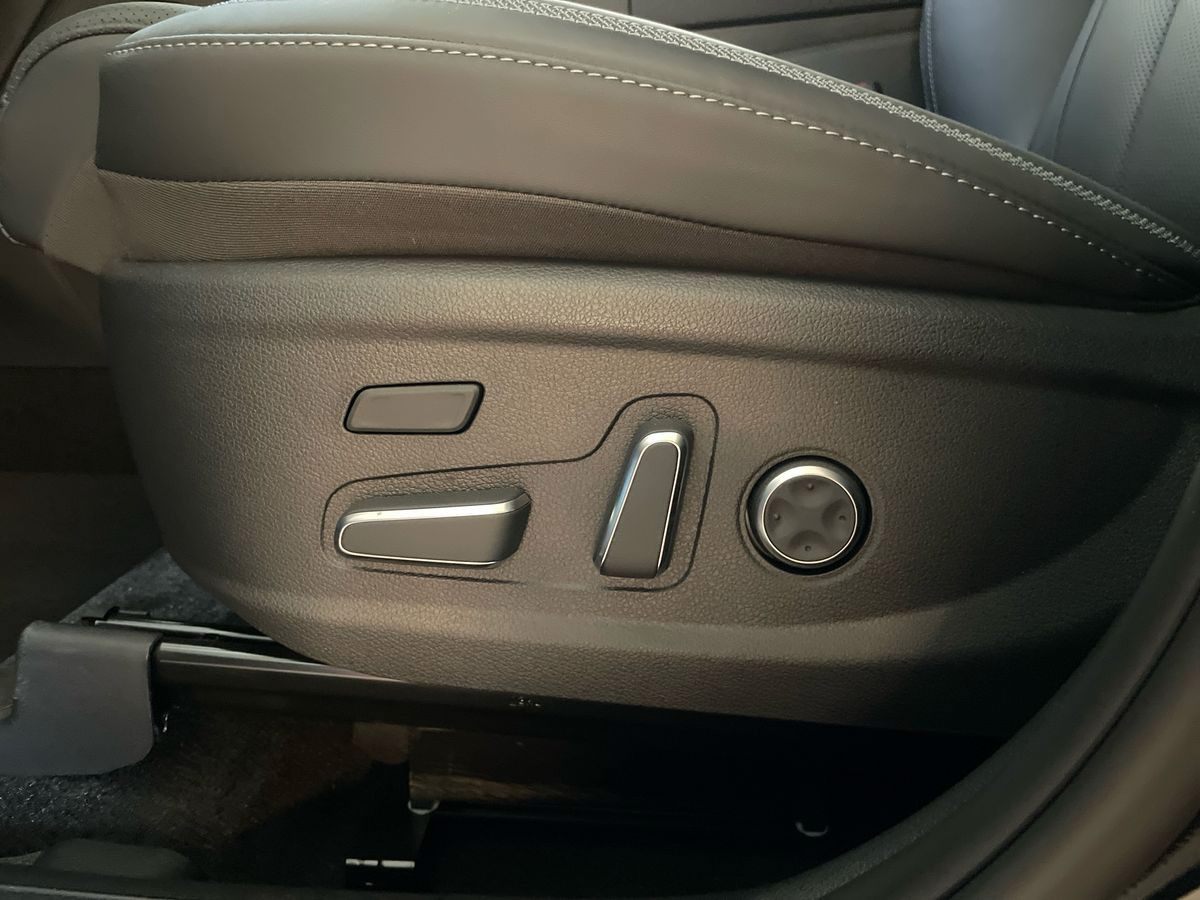 Billede af Hyundai Santa Fe 1,6 T-GDI  Plugin-hybrid Ultimate 4WD 265HK 5d 6g Aut.