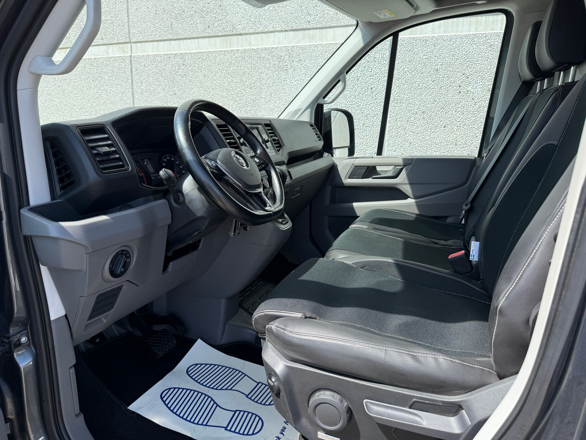 Billede af VW Crafter 35 L3H2 2,0 TDI SCR 177HK Van 8g Aut.