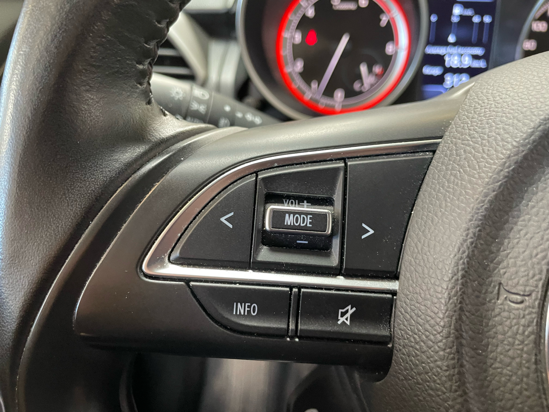 Billede af Suzuki Swift 1,2 Dualjet  Mild hybrid Exclusive AEB 83HK 5d