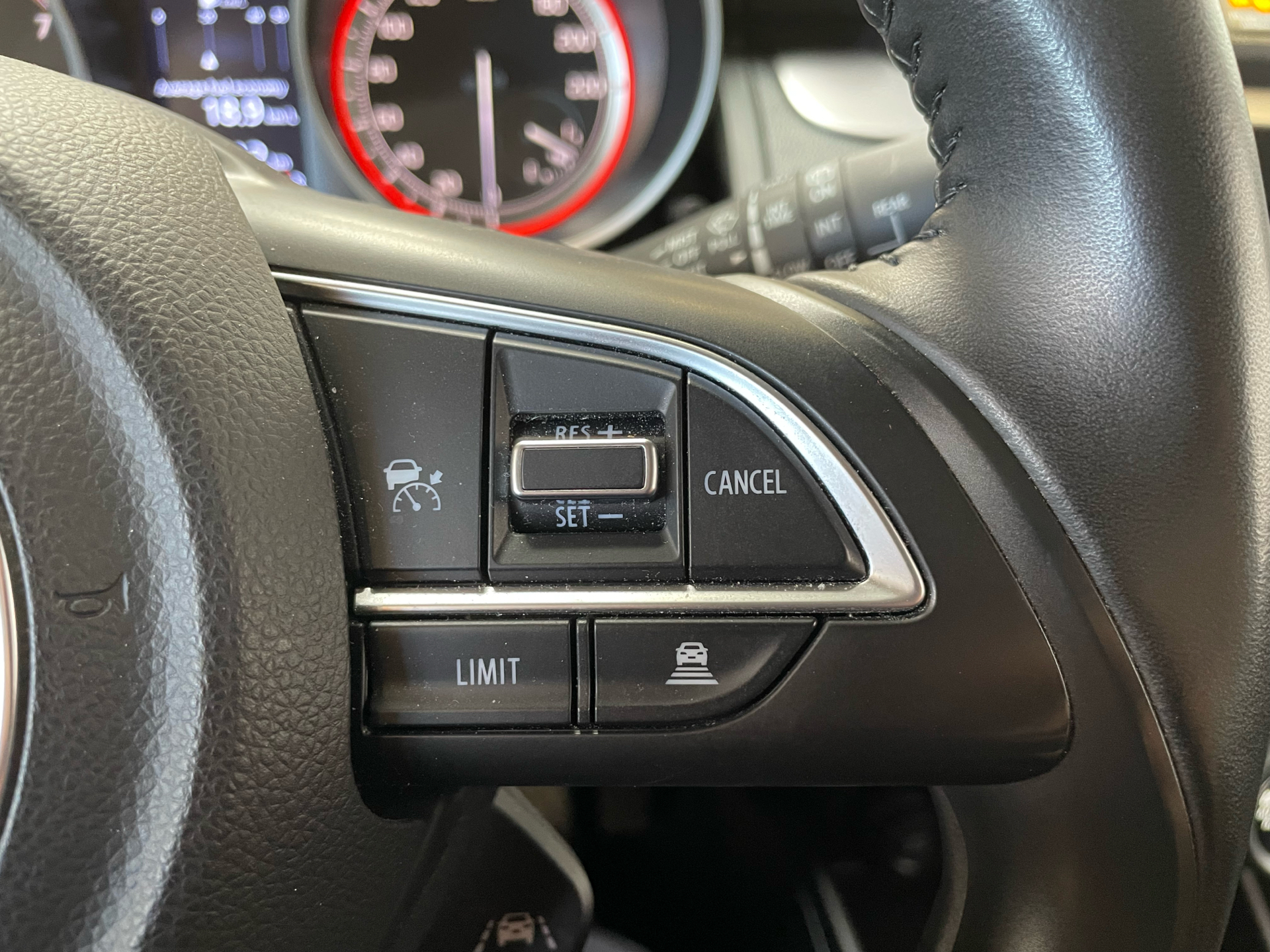 Billede af Suzuki Swift 1,2 Dualjet  Mild hybrid Exclusive AEB 83HK 5d
