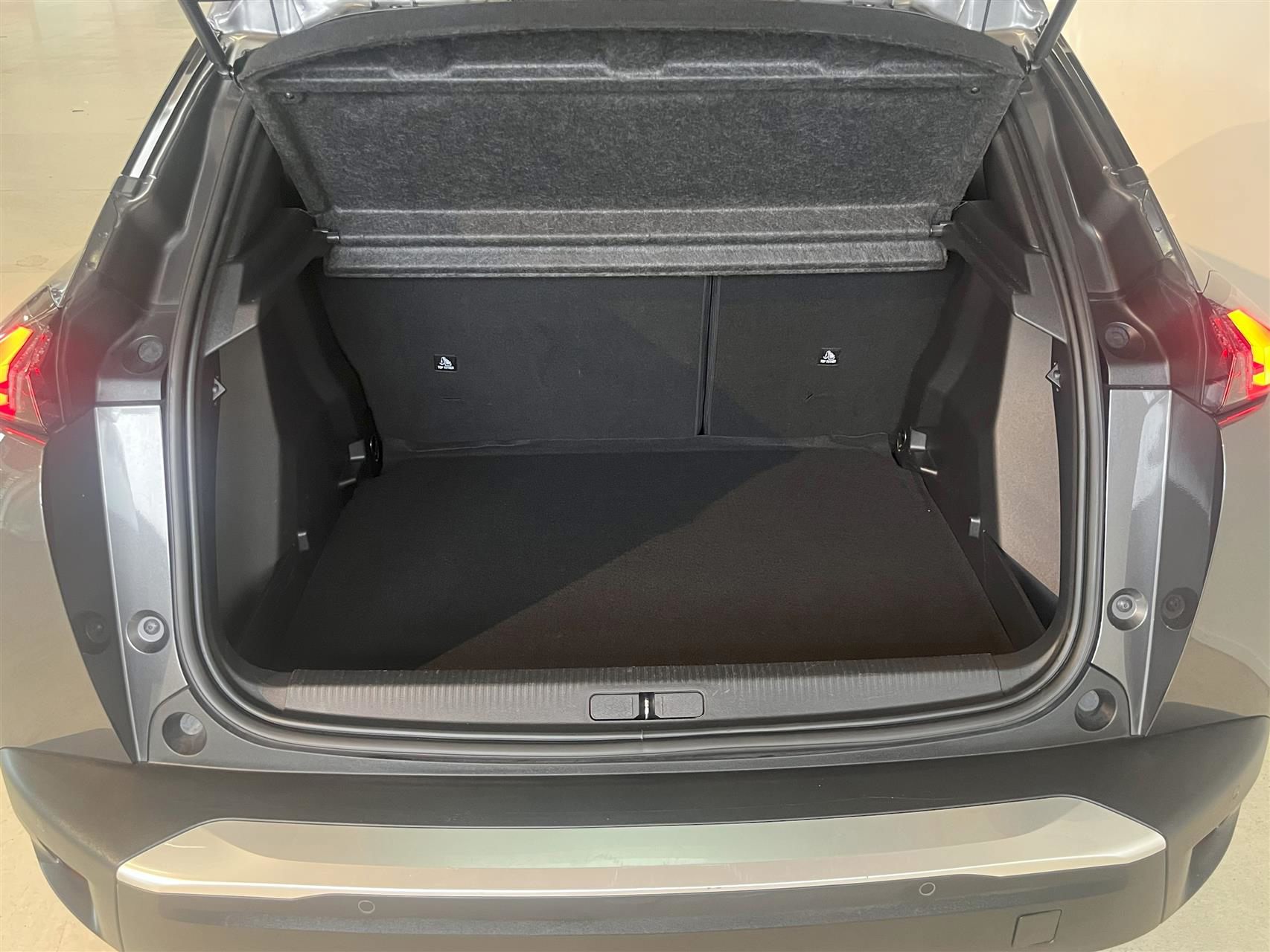 Billede af Peugeot 2008 1,2 PureTech Allure Pack 130HK 5d
