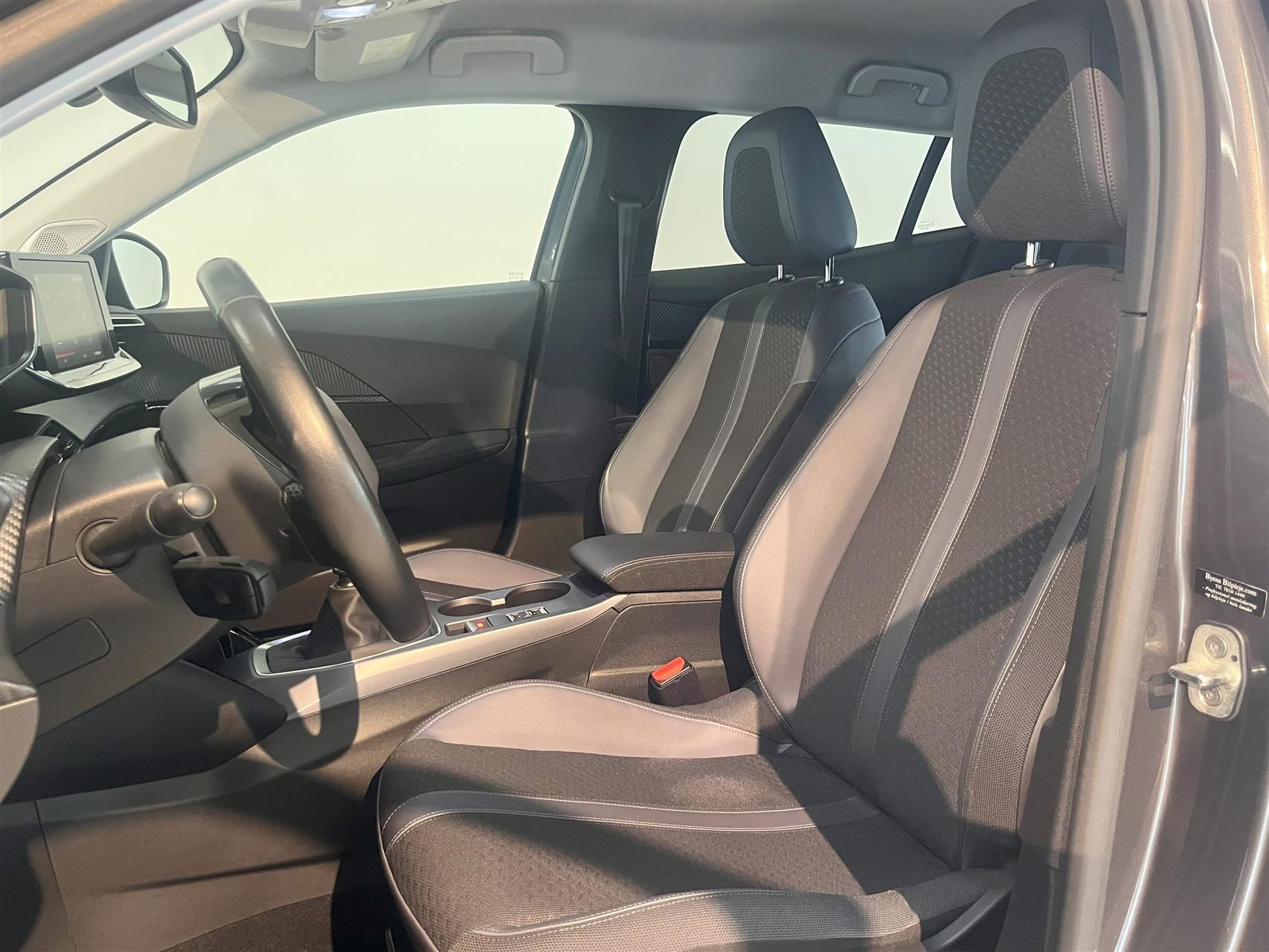 Billede af Peugeot 2008 1,2 PureTech Allure Pack 130HK 5d