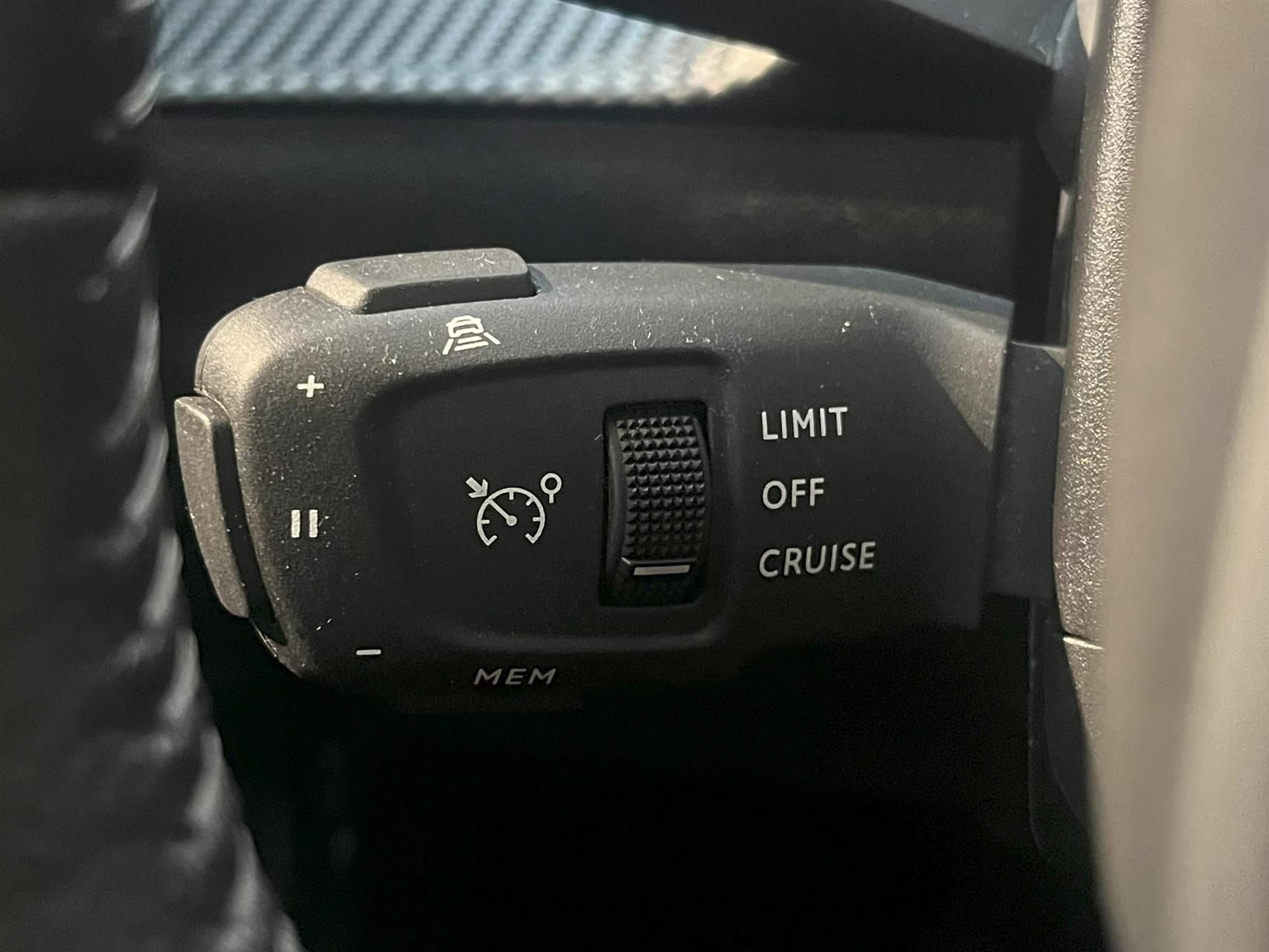Billede af Peugeot 2008 1,2 PureTech Allure Pack 130HK 5d