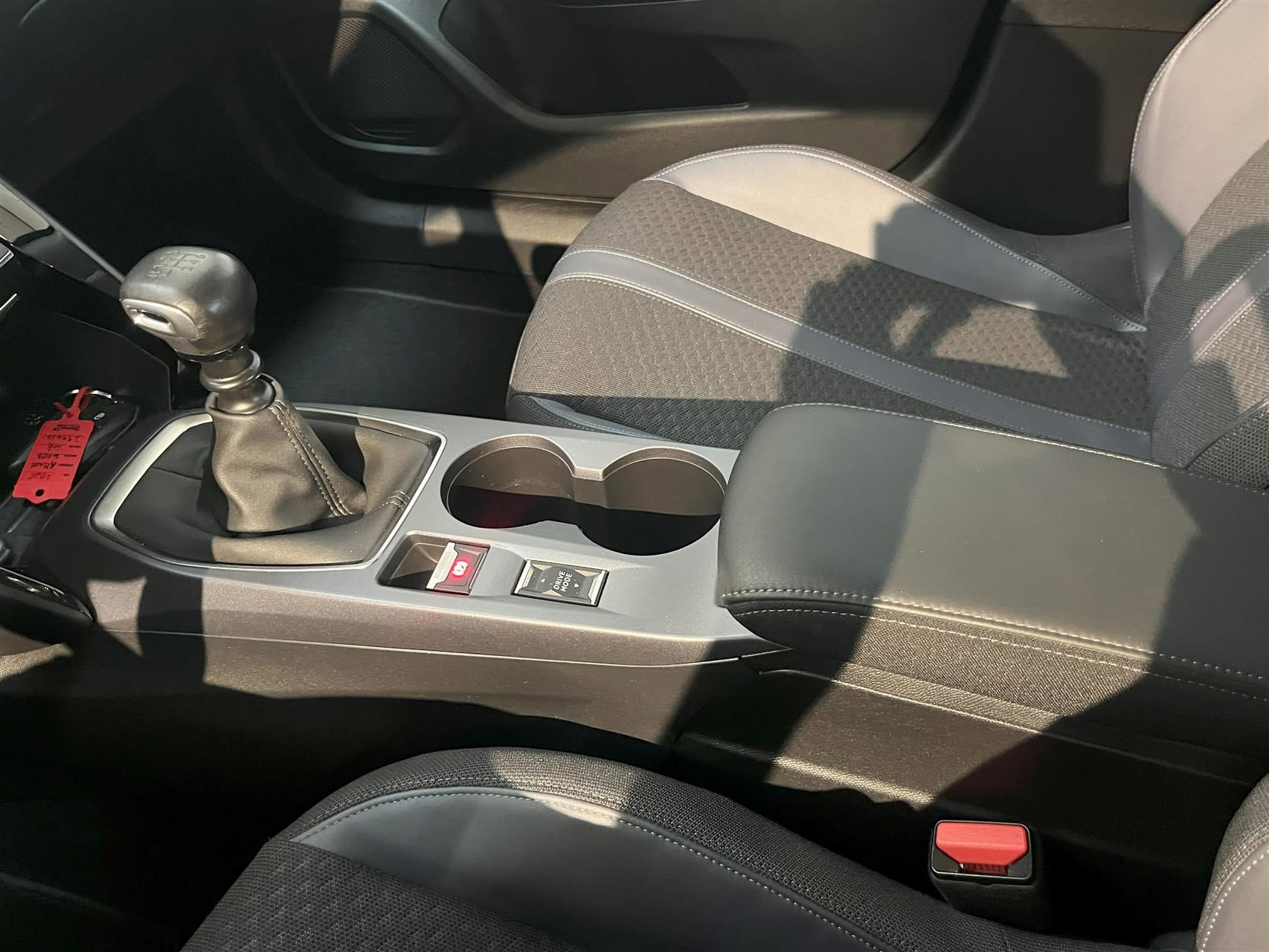 Billede af Peugeot 2008 1,2 PureTech Allure Pack 130HK 5d