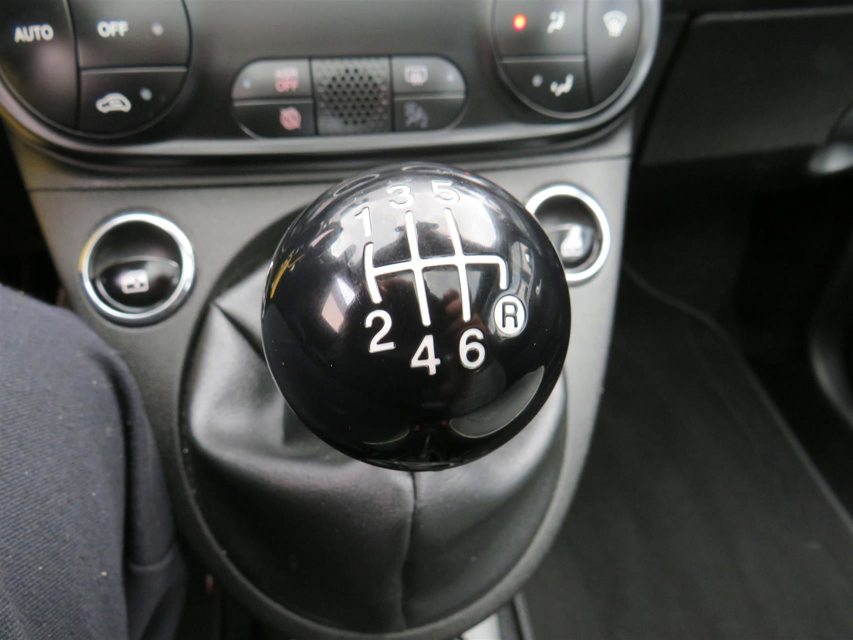 Billede af Fiat 500 1,0 Mild hybrid Lounge Plus 70HK 3d 6g