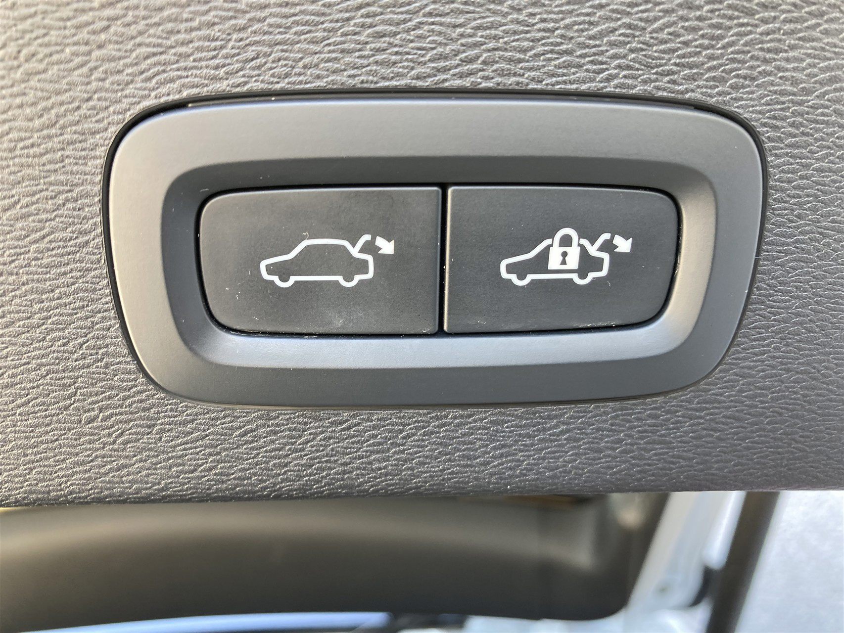 Billede af Volvo C40 Recharge Extended Range Plus 252HK 5d Aut.