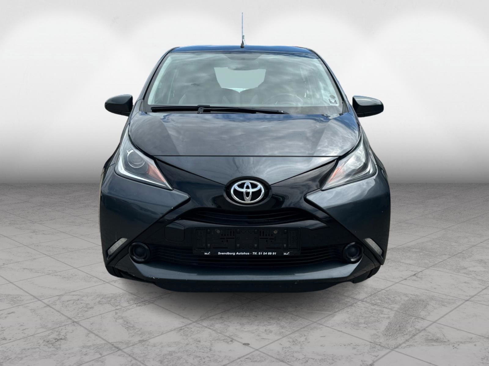 Billede af Toyota Aygo 1,0 VVT-I X-Play + X-Touch 69HK 5d