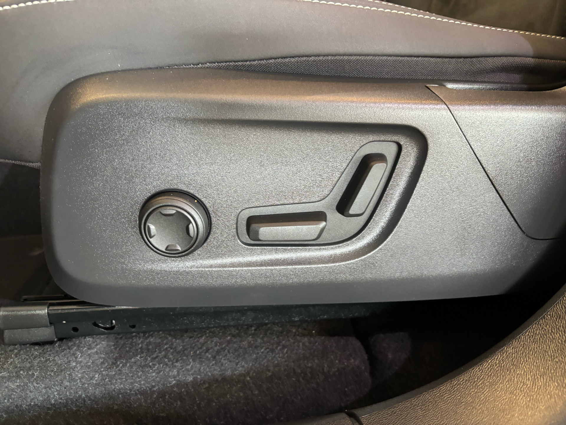 Billede af Volvo XC40 P6 Recharge Pro 231HK 5d Aut.