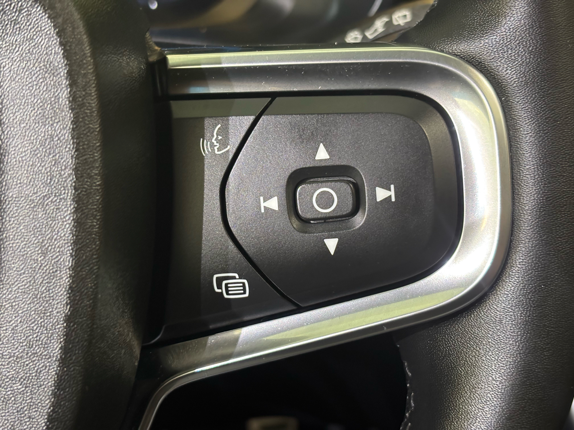 Billede af Volvo XC40 P6 Recharge Pro 231HK 5d Aut.