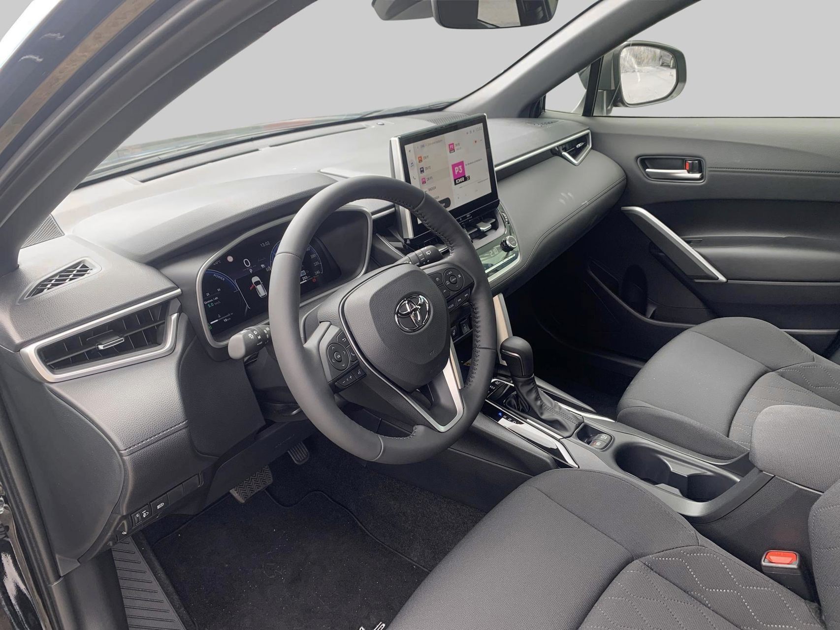 Billede af Toyota Corolla Cross 1,8 Hybrid Style Comfort 140HK 5d Aut.