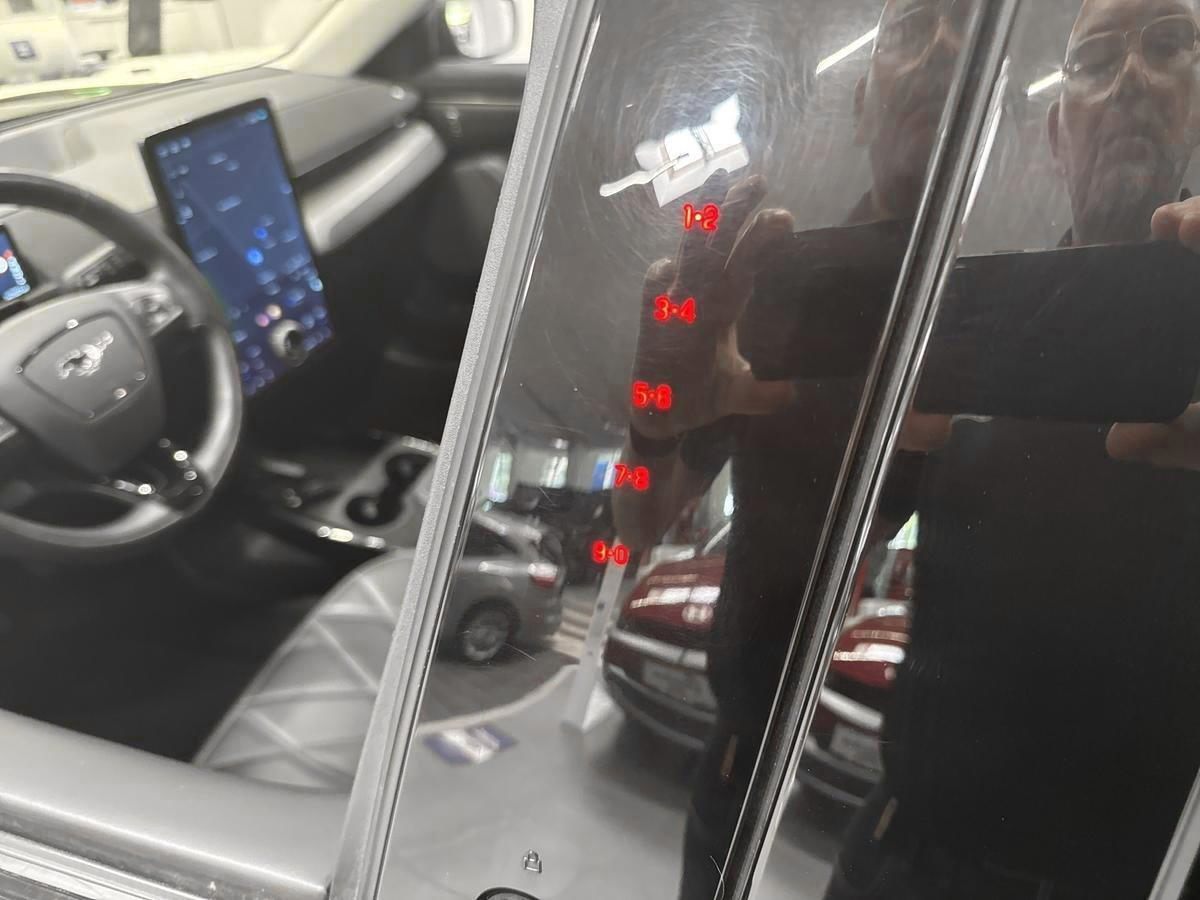 Billede af Ford Mustang Mach-E EL SR 269HK 5d Aut.