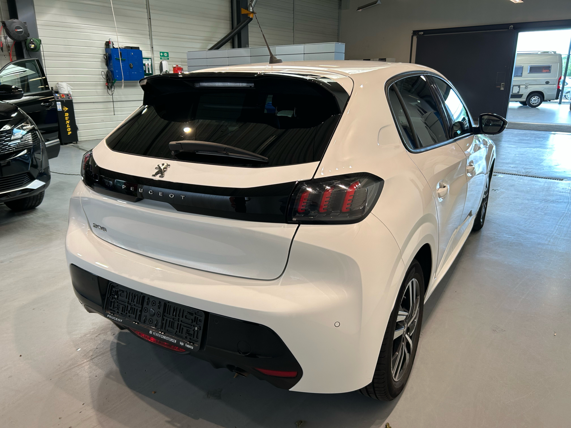 Billede af Peugeot 208 1,2 PureTech Selection Sport EAT8 100HK 5d 8g Aut.