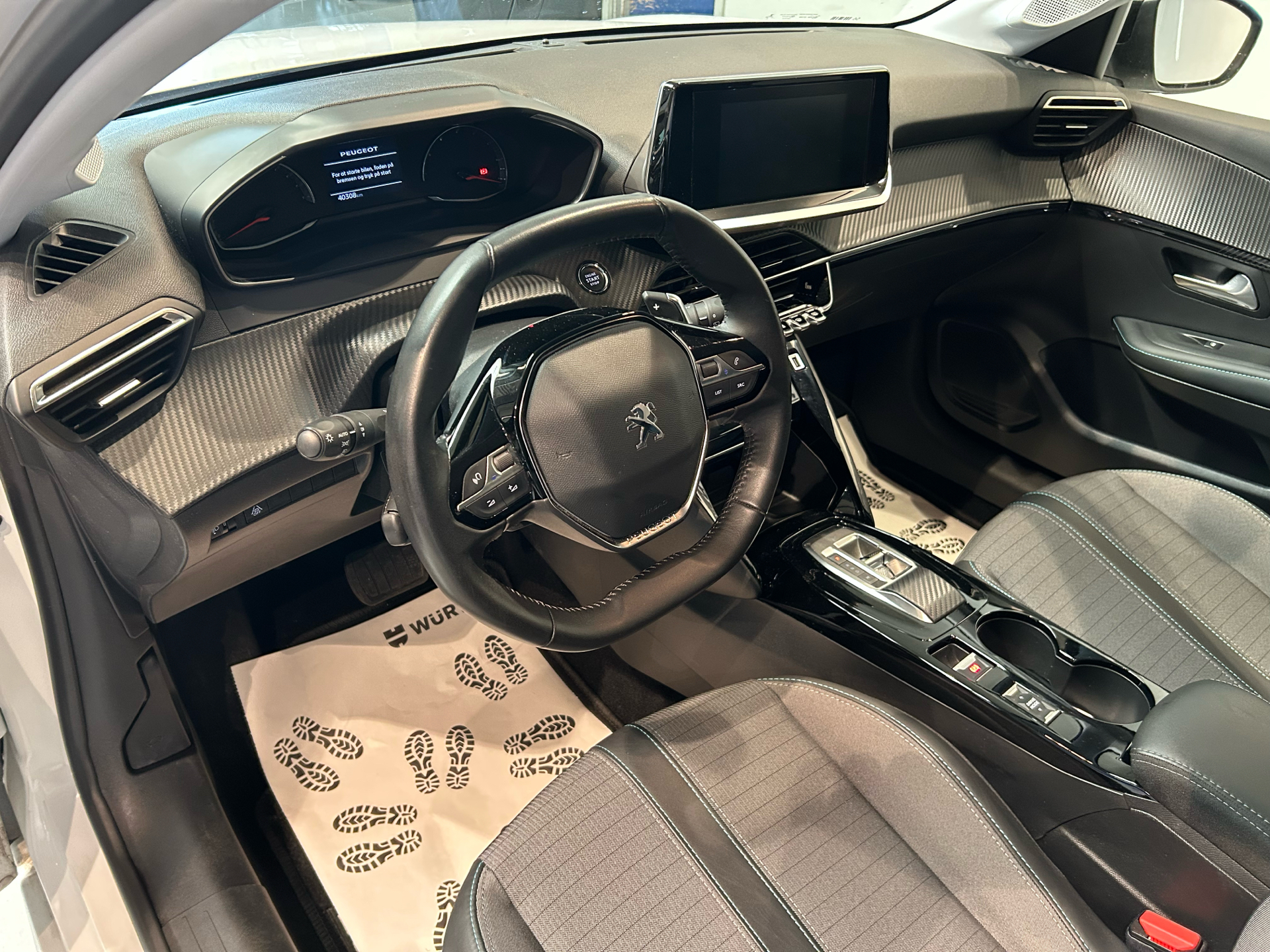 Billede af Peugeot 208 1,2 PureTech Selection Sport EAT8 100HK 5d 8g Aut.