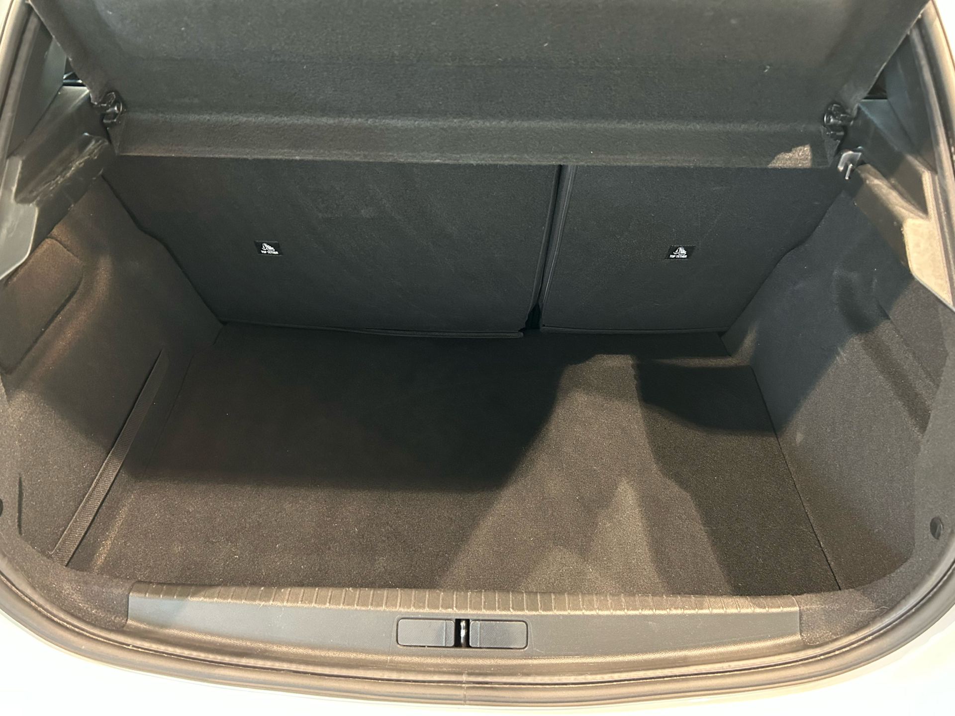 Billede af Peugeot 208 1,2 PureTech Selection Sport EAT8 100HK 5d 8g Aut.