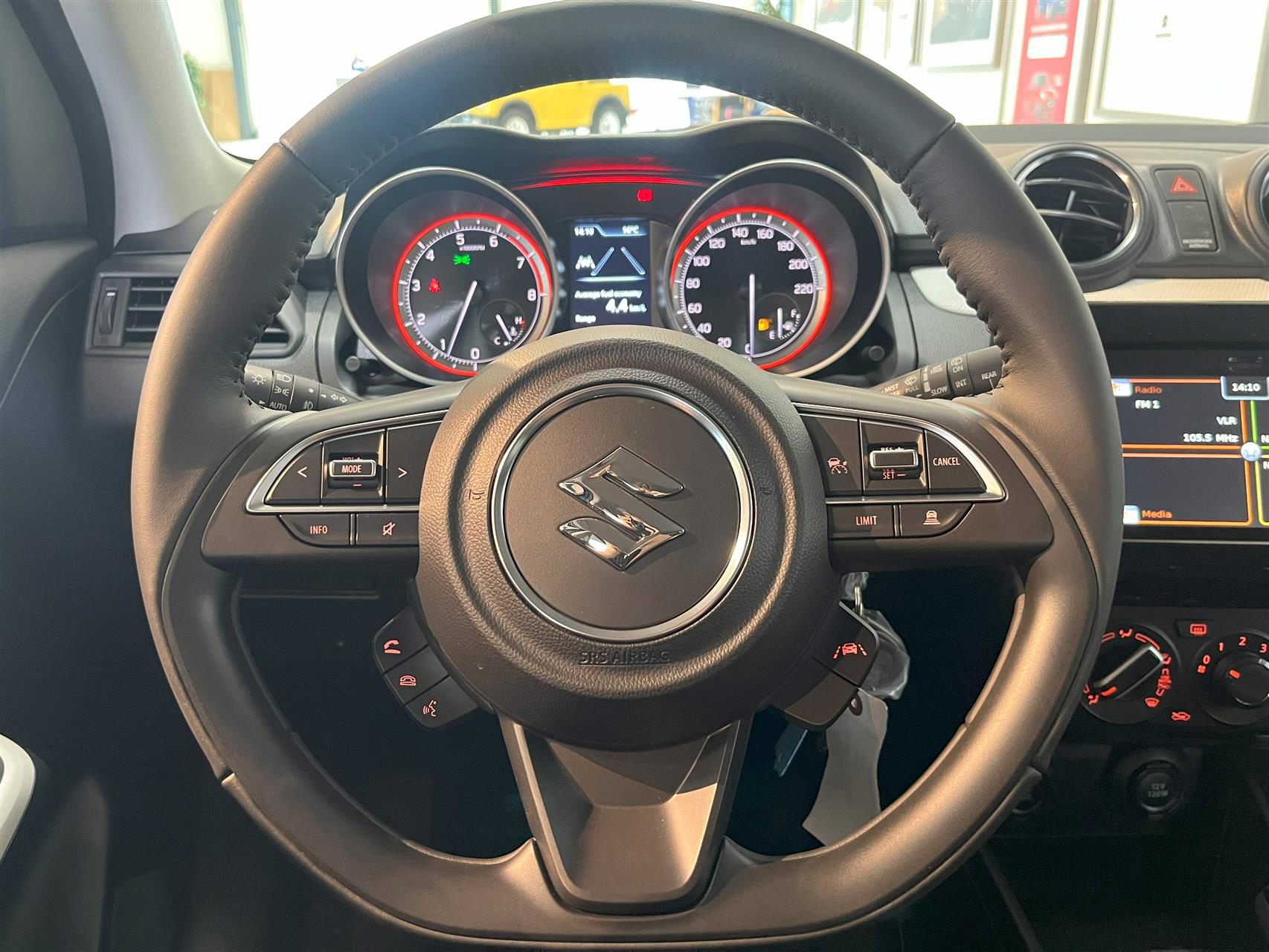 Billede af Suzuki Swift 1,2 Dualjet  Mild hybrid Action AEB CVT 83HK 5d Trinl. Gear