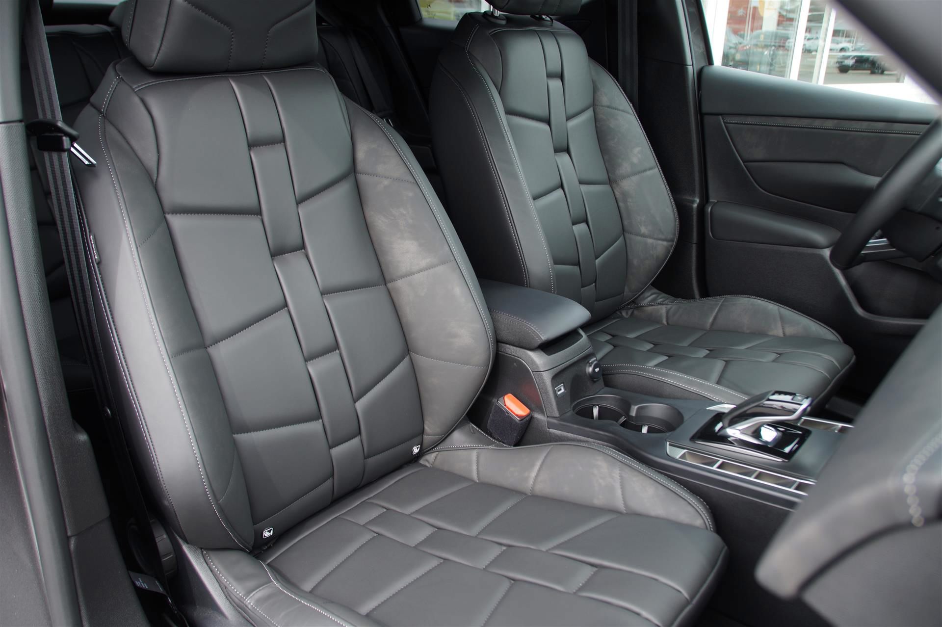 Billede af DS DS3 Crossback E-Tense Opera 156HK 5d Aut.