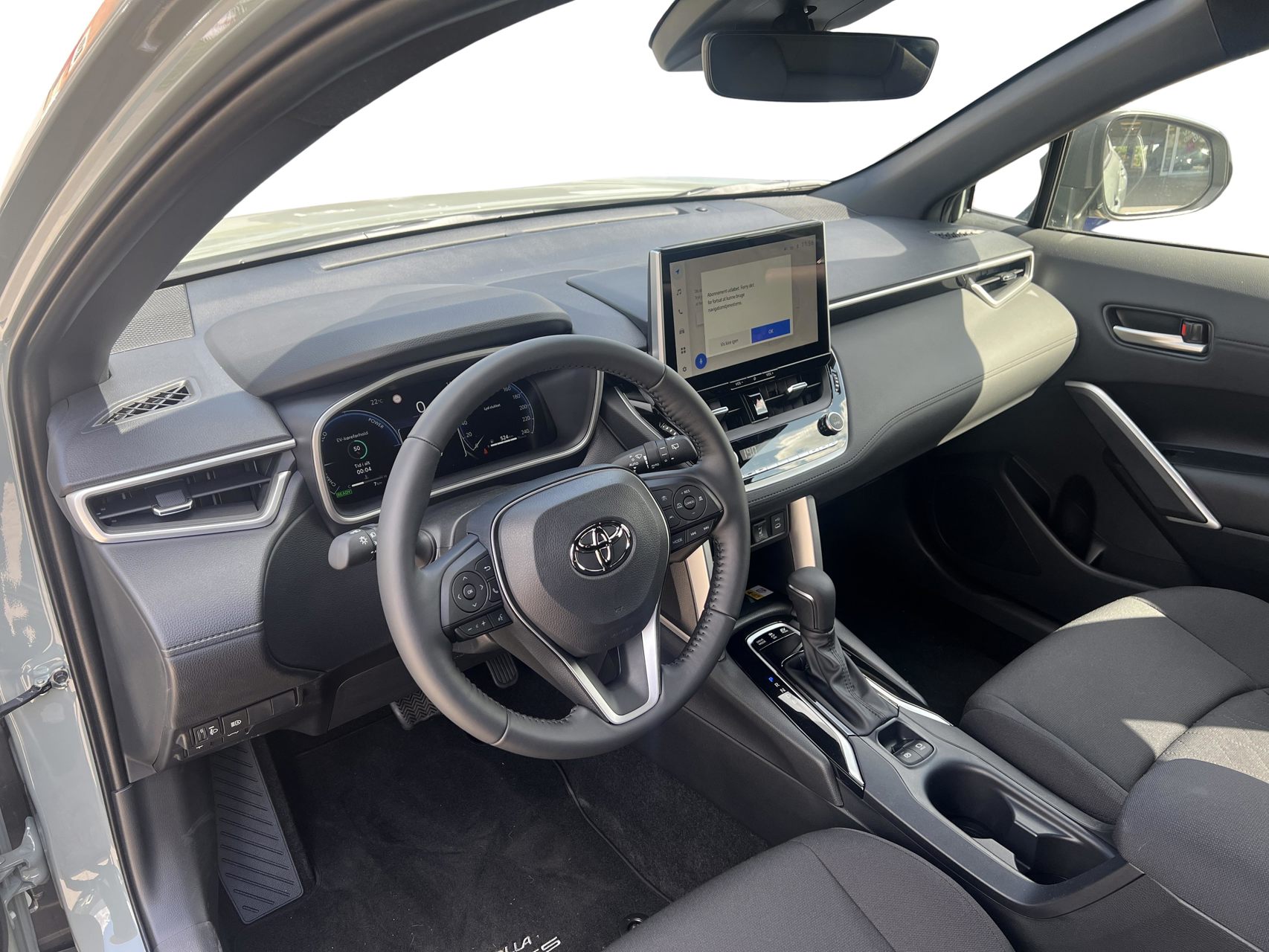 Billede af Toyota Corolla Cross 1,8 Hybrid Style Comfort 140HK 5d Aut.