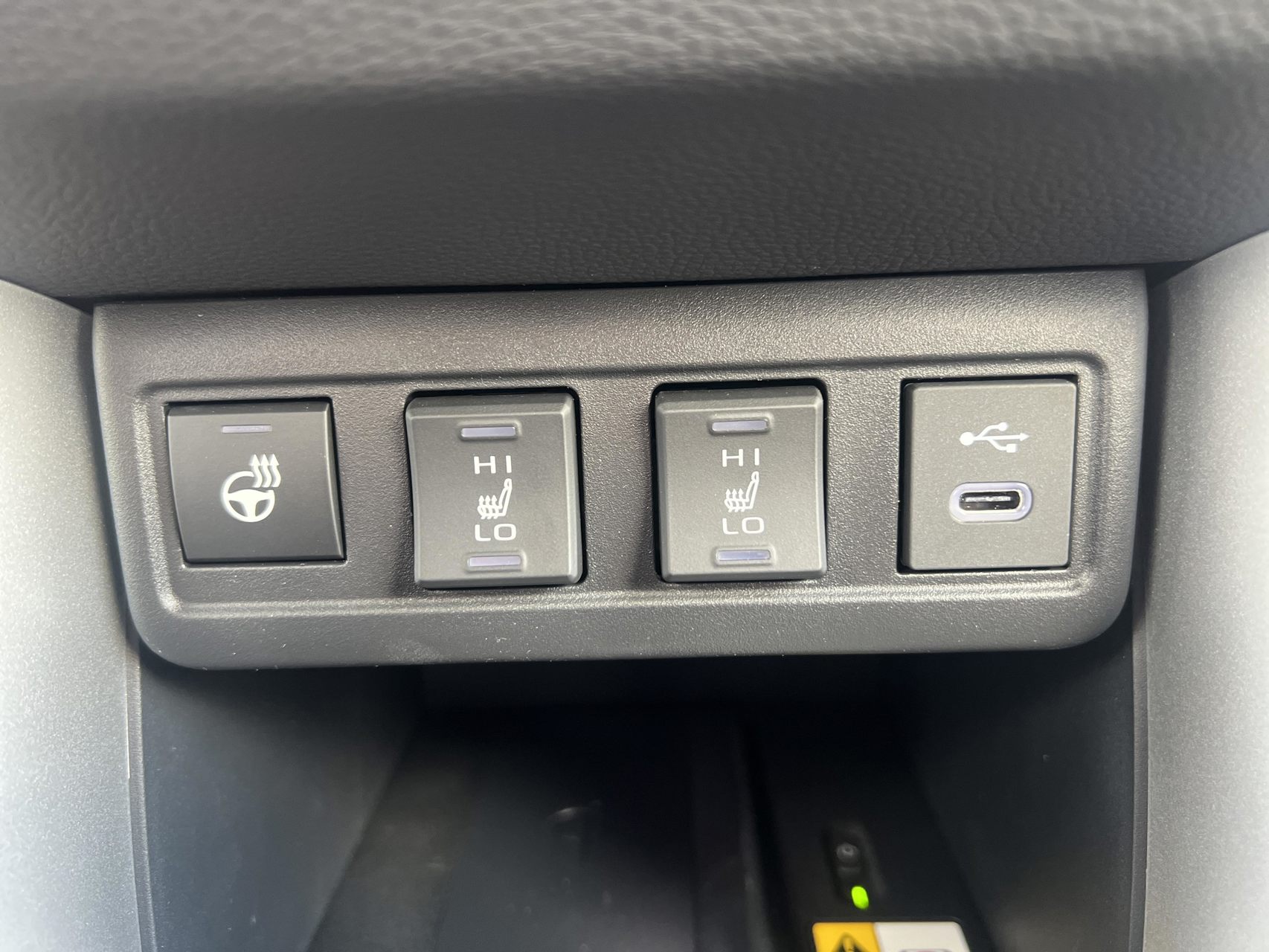 Billede af Toyota Corolla Cross 1,8 Hybrid Style Comfort 140HK 5d Aut.