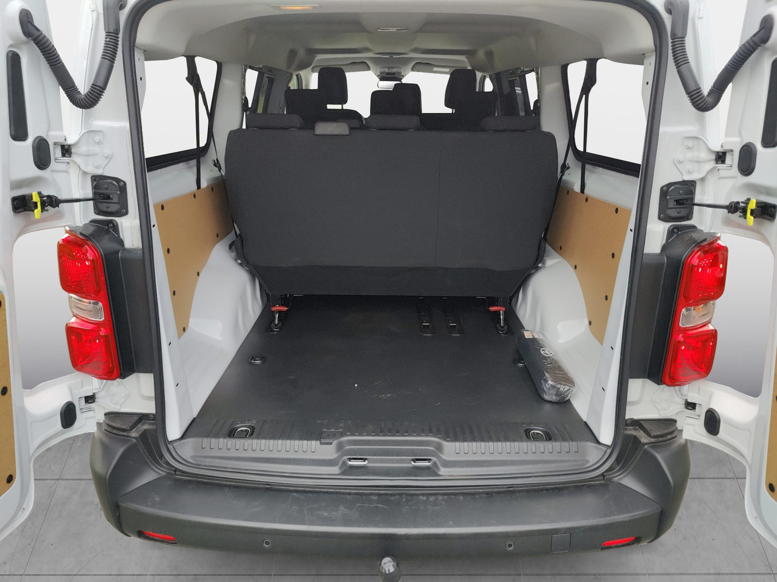 Billede af Toyota Proace Verso Long 2,0 D Combi En Skydedør 144HK 6g
