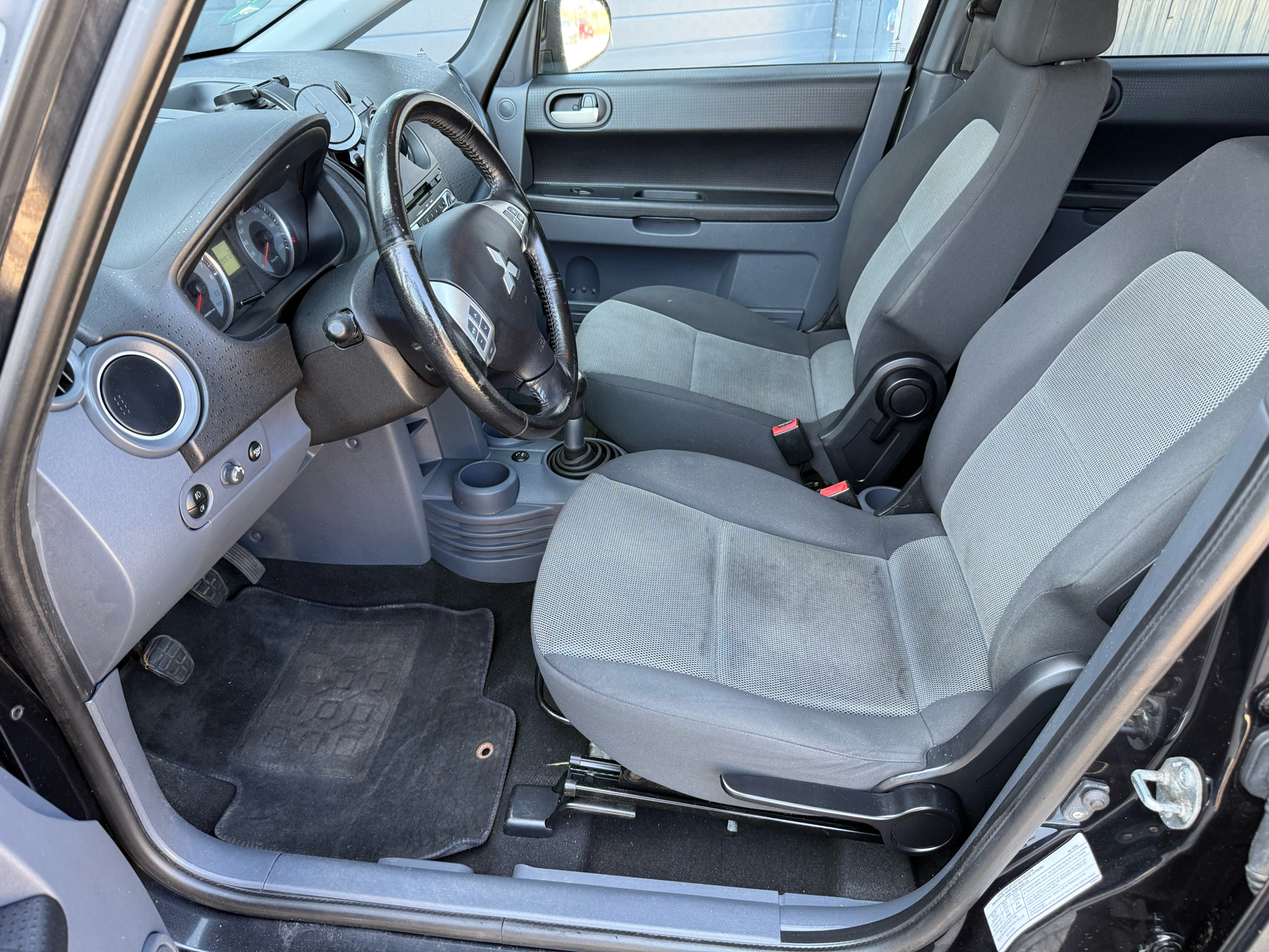 Billede af Mitsubishi Colt 1,3 ClearT Elegance CP 95HK 5d