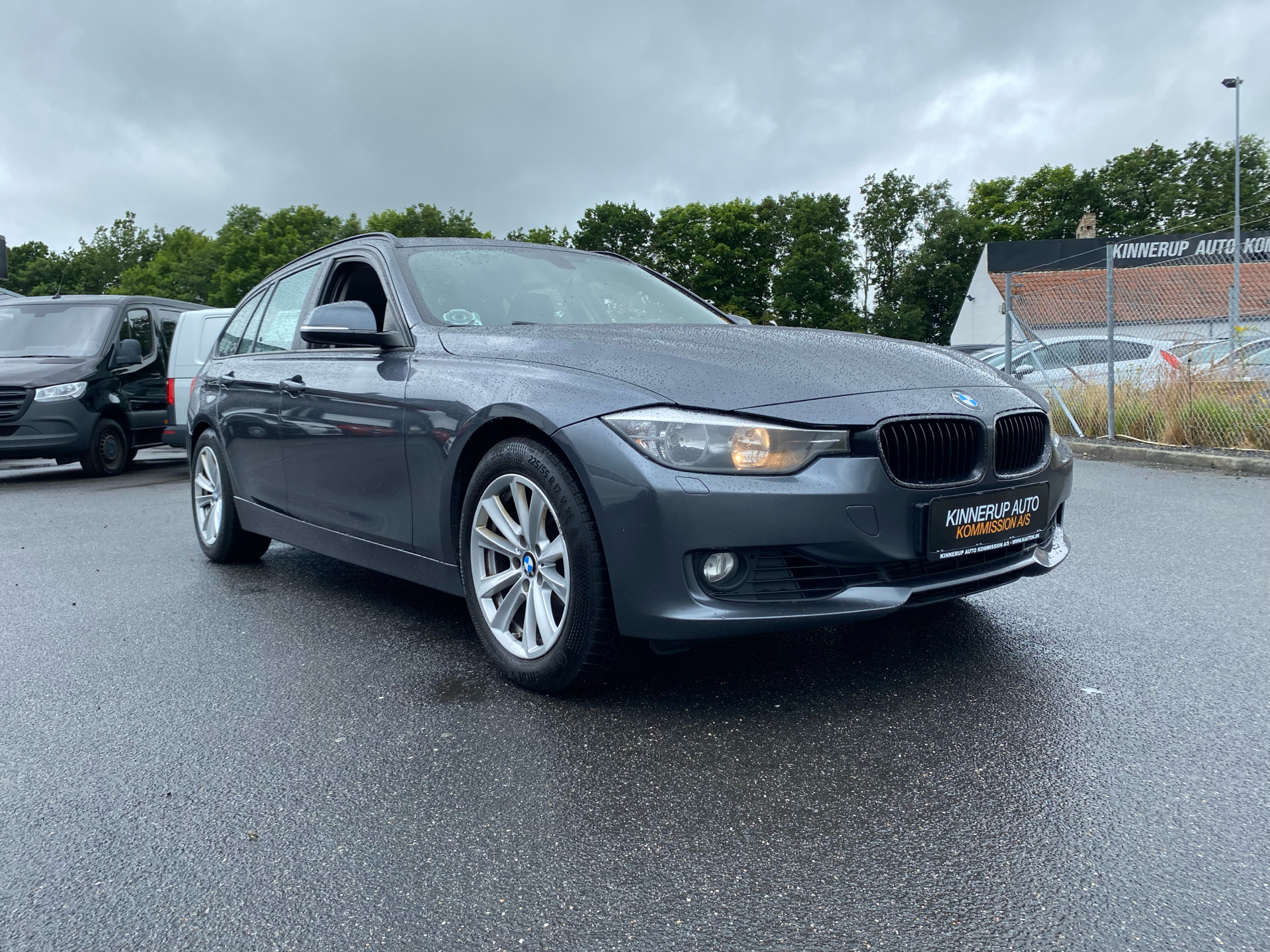 Billede af BMW 330d Touring 3,0 D 258HK Stc 8g Aut.