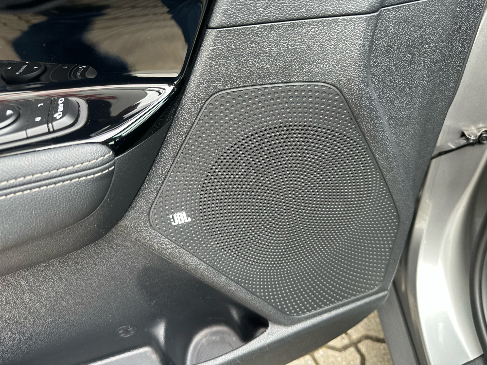 Billede af Kia Niro 1,6 GDI PHEV  Plugin-hybrid Advance DCT 141HK 5d 6g Aut.