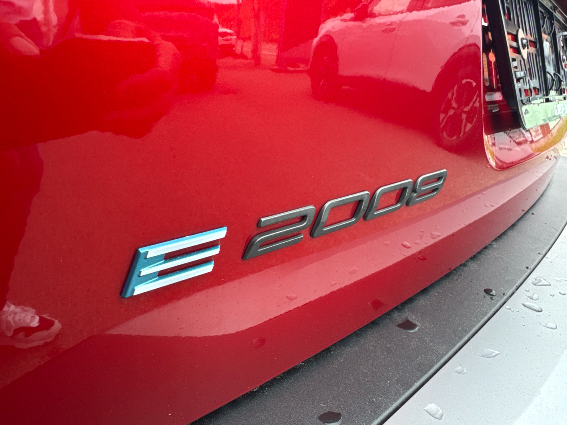 Billede af Peugeot e-2008 EL GT 156HK 5d Aut.