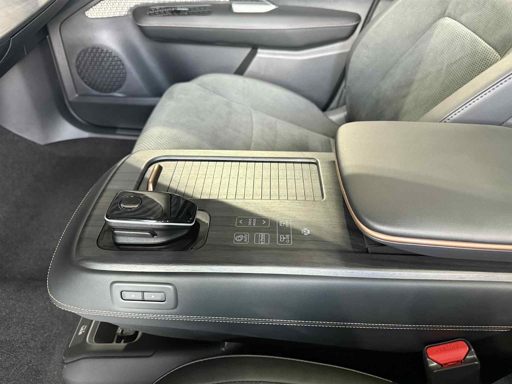 Billede af Nissan Ariya EL Evolve e-4orce 301HK 5d Aut.