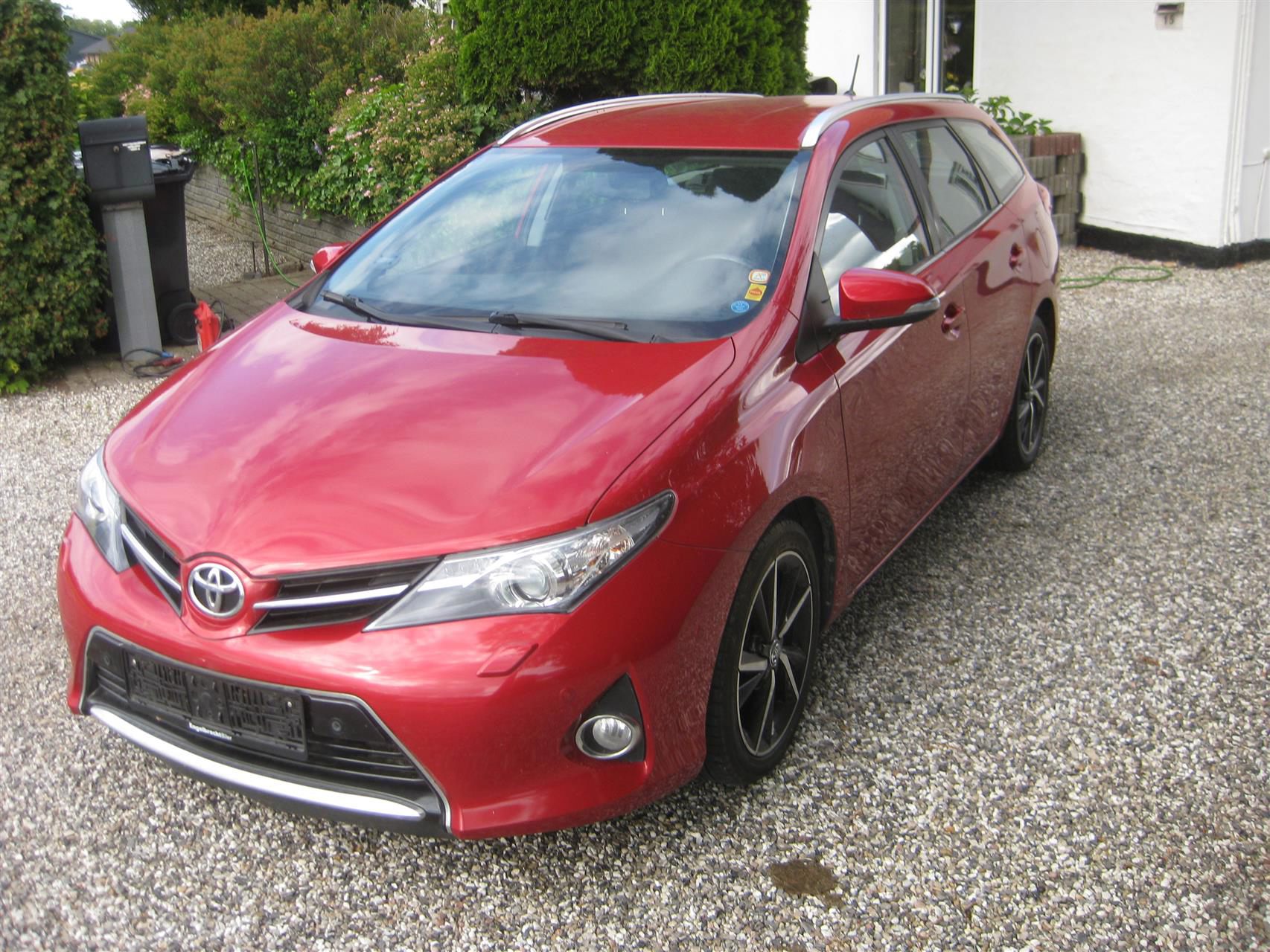 Billede af Toyota Auris 1,3 VVT-I T2+ 99HK Stc 6g
