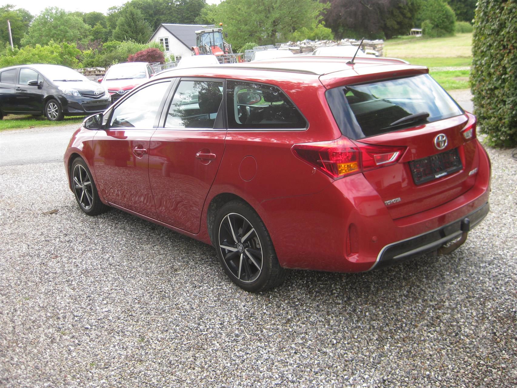 Billede af Toyota Auris 1,3 VVT-I T2+ 99HK Stc 6g