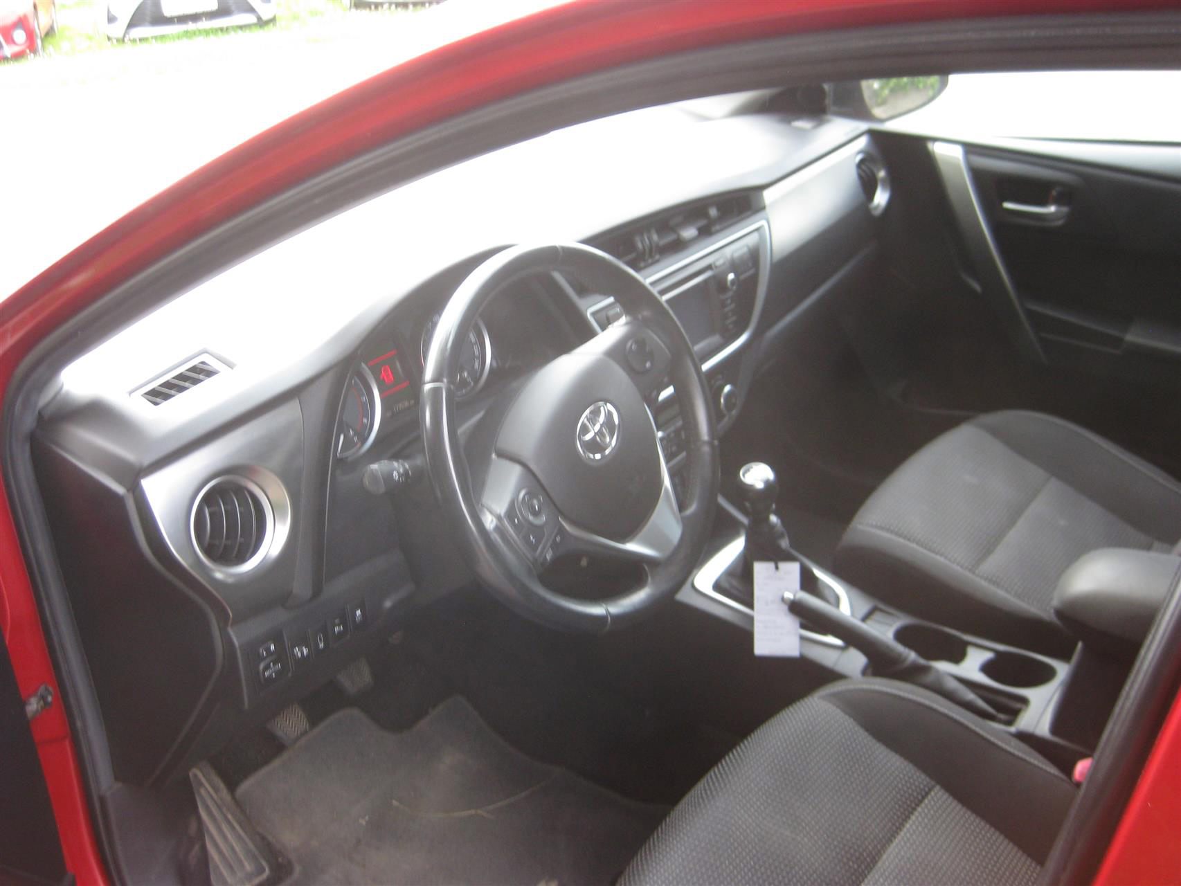 Billede af Toyota Auris 1,3 VVT-I T2+ 99HK Stc 6g