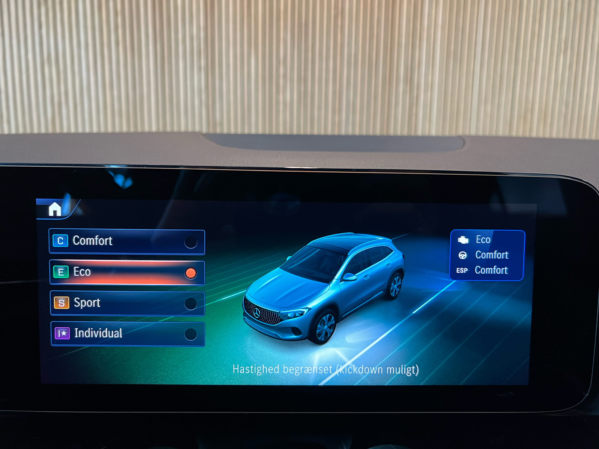 Billede af Mercedes-Benz EQA 250+ EL Progressive 190HK 5d Aut.
