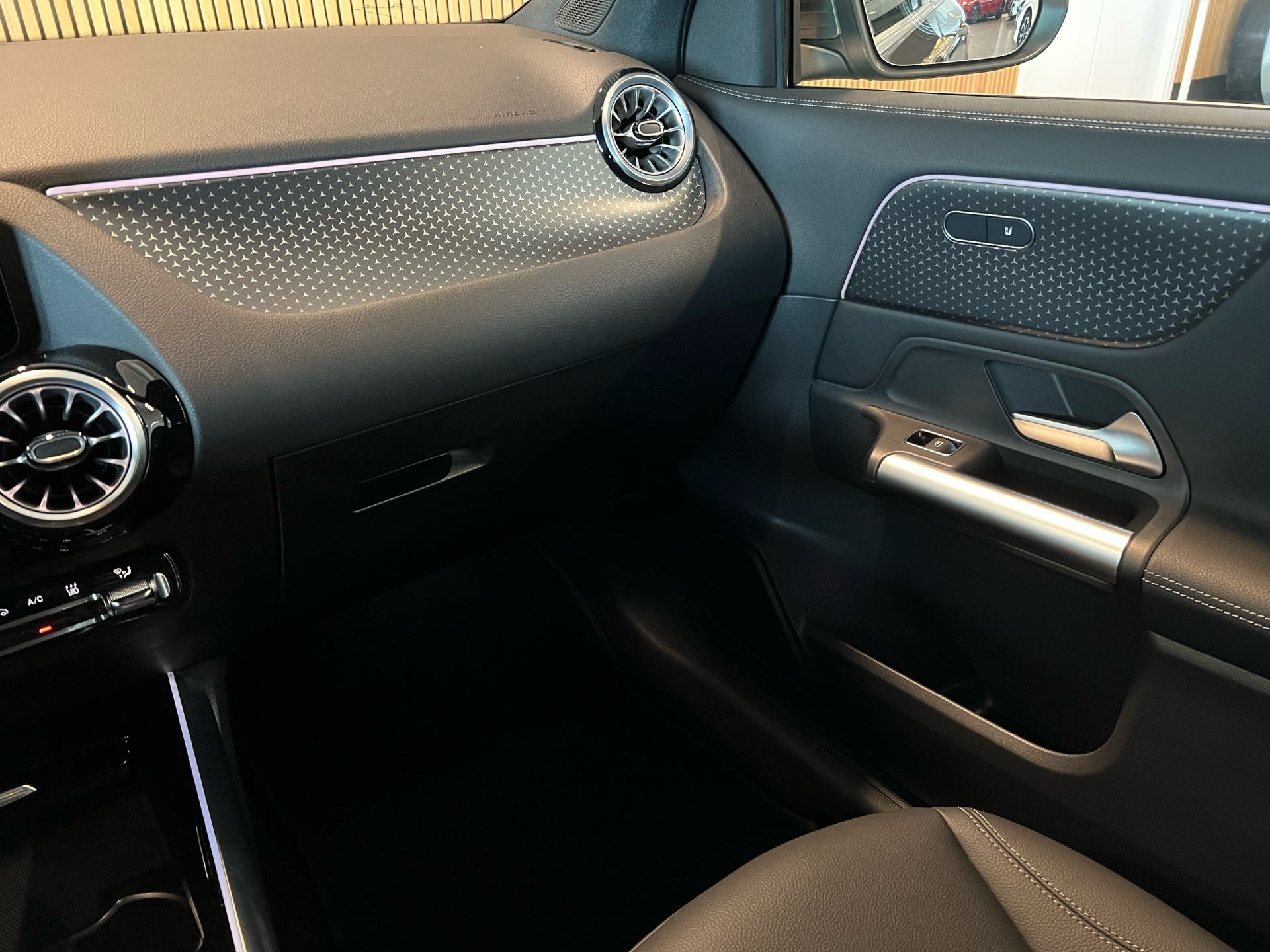 Billede af Mercedes-Benz EQA 250+ EL Progressive 190HK 5d Aut.