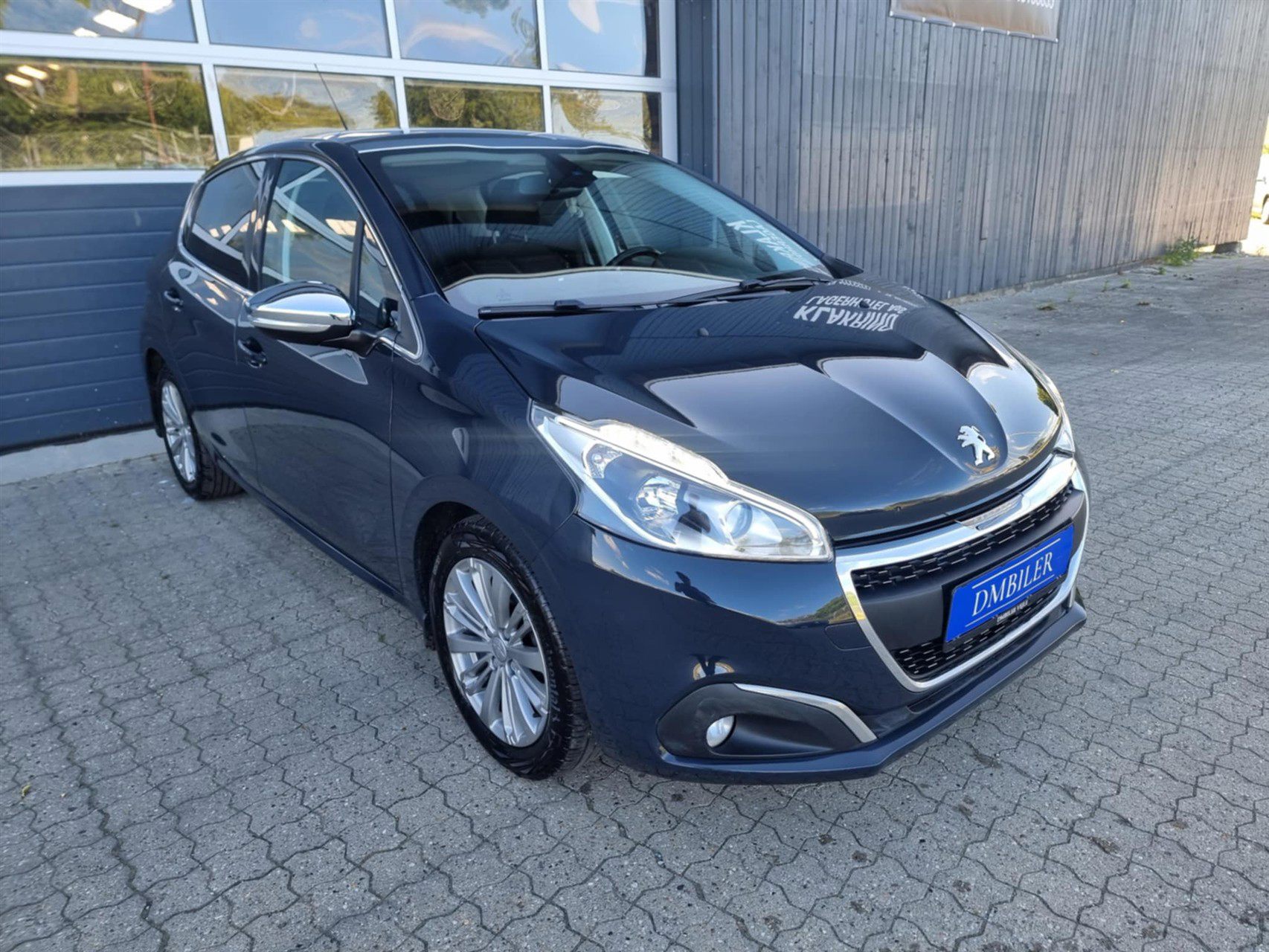 Billede af Peugeot 208 1,6 BlueHDi Allure Sky 100HK 5d