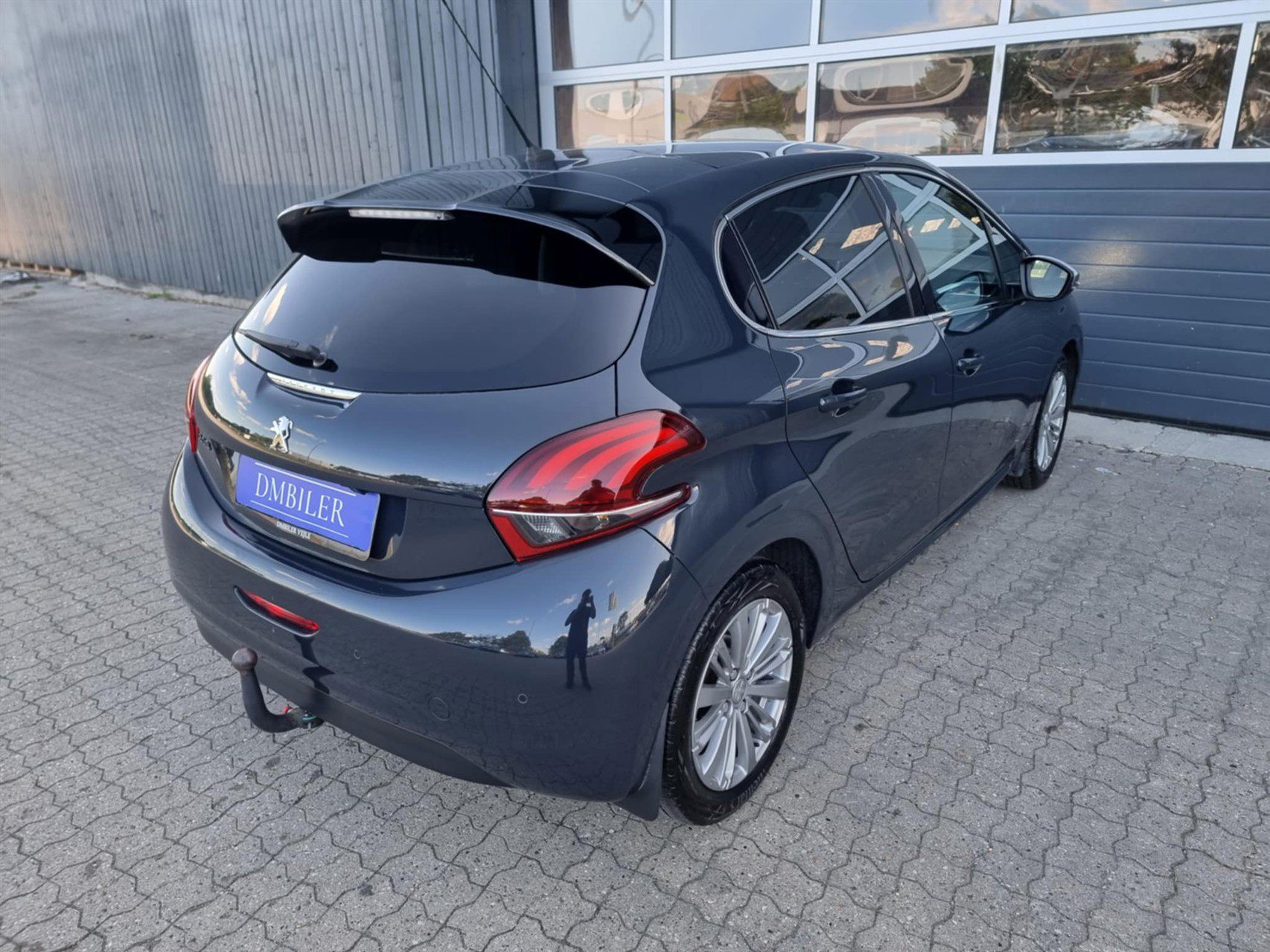 Billede af Peugeot 208 1,6 BlueHDi Allure Sky 100HK 5d