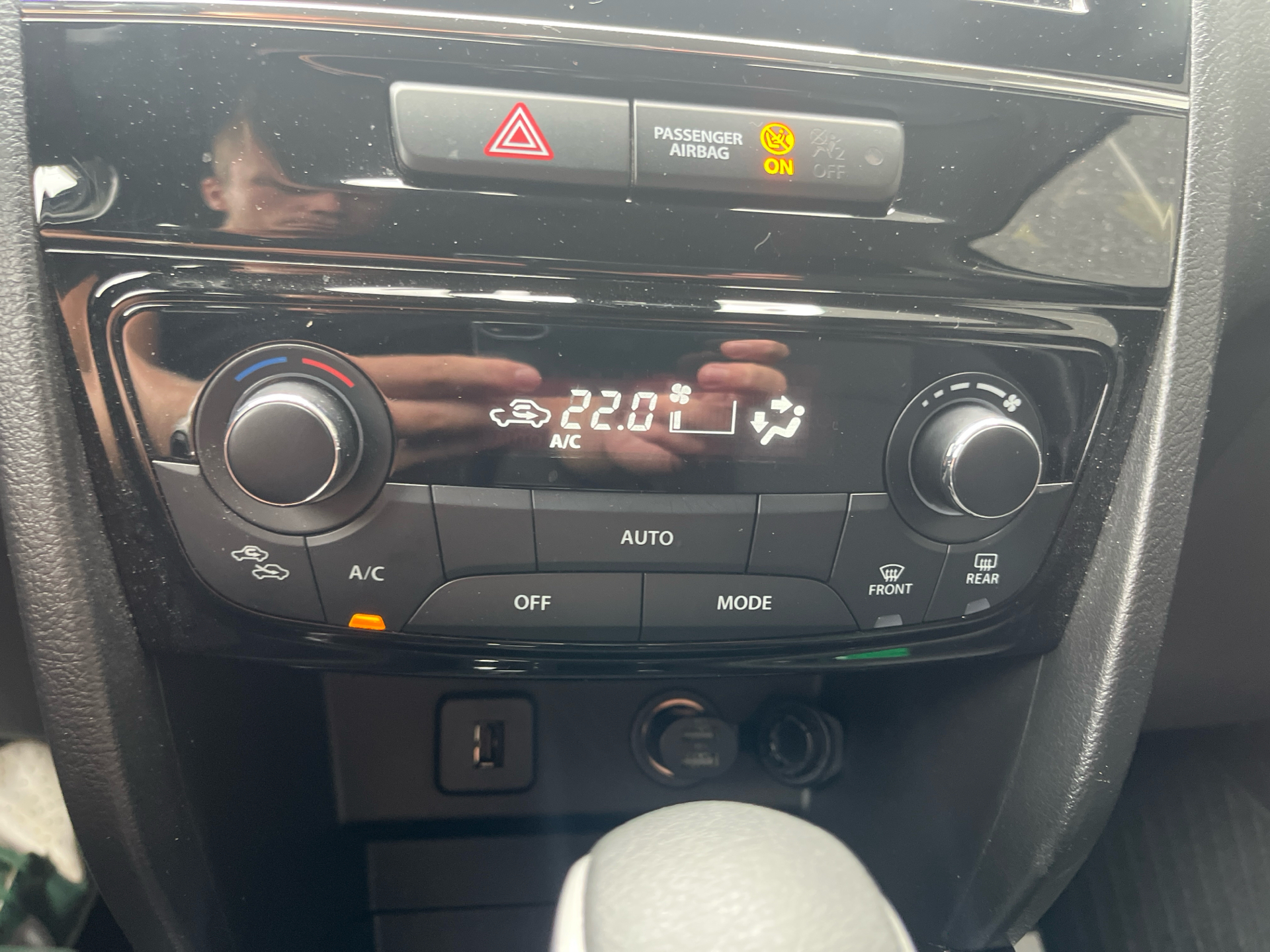 Billede af Suzuki Vitara 1,4 Boosterjet  Mild hybrid Active 129HK 5d 6g Aut.