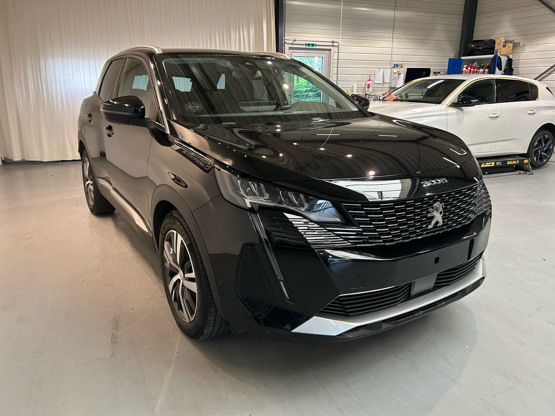 Billede af Peugeot 3008 1,5 BlueHDi Allure Pack EAT8 130HK 5d 8g Aut.