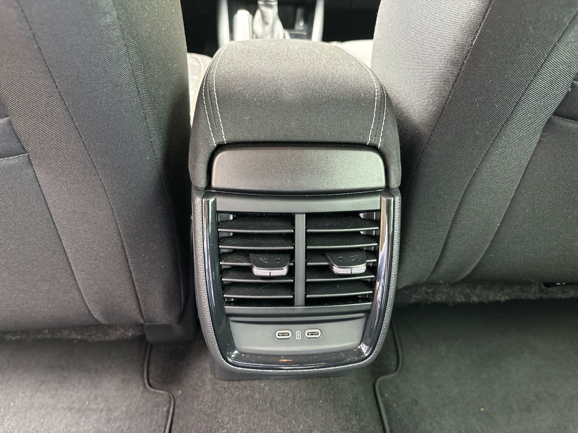Billede af Skoda Kamiq 1,5 TSI ACT Dynamic DSG 150HK 5d 7g Aut.