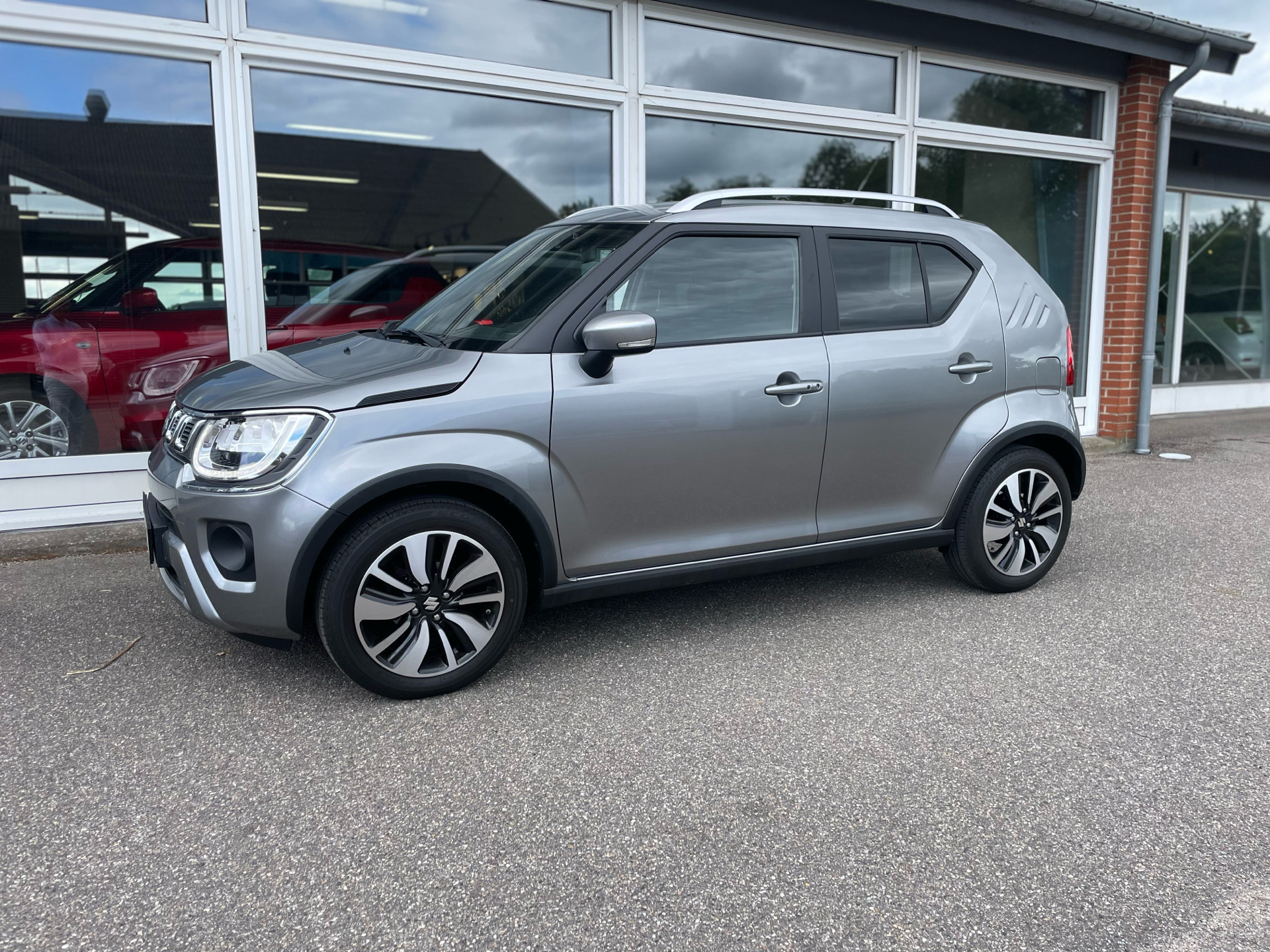 Billede af Suzuki Ignis 1,2 Dualjet  Mild hybrid Adventure Hybrid CVT 83HK 5d Aut.