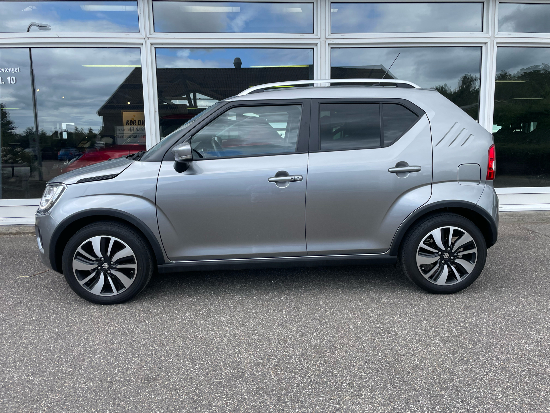 Billede af Suzuki Ignis 1,2 Dualjet  Mild hybrid Adventure Hybrid CVT 83HK 5d Aut.