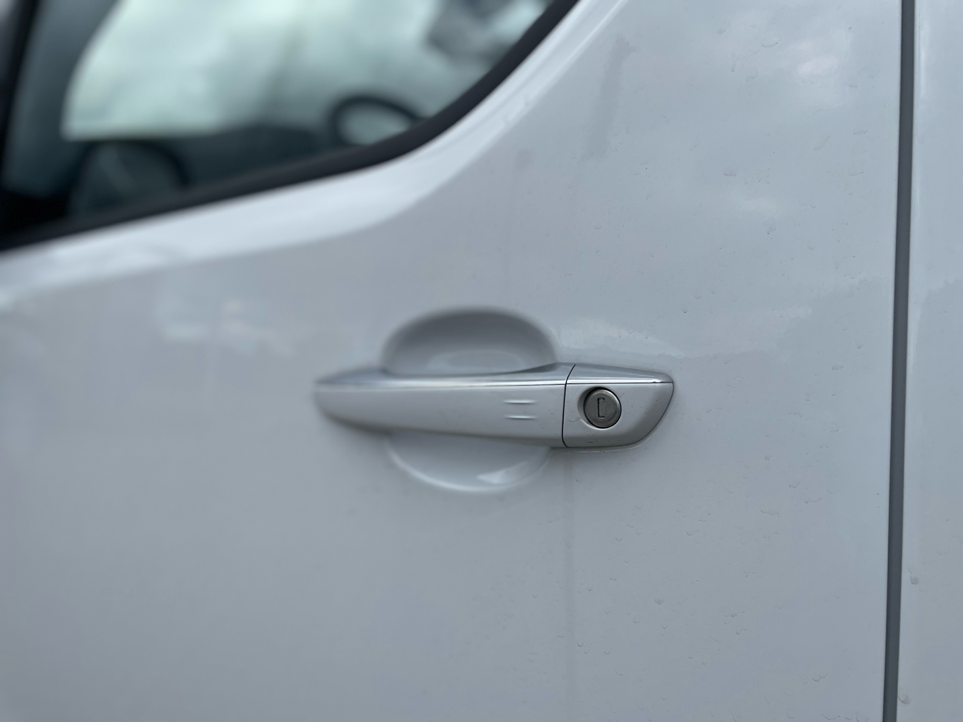 Billede af Peugeot e-Expert L3 EL Ultimate 136HK Van Aut.