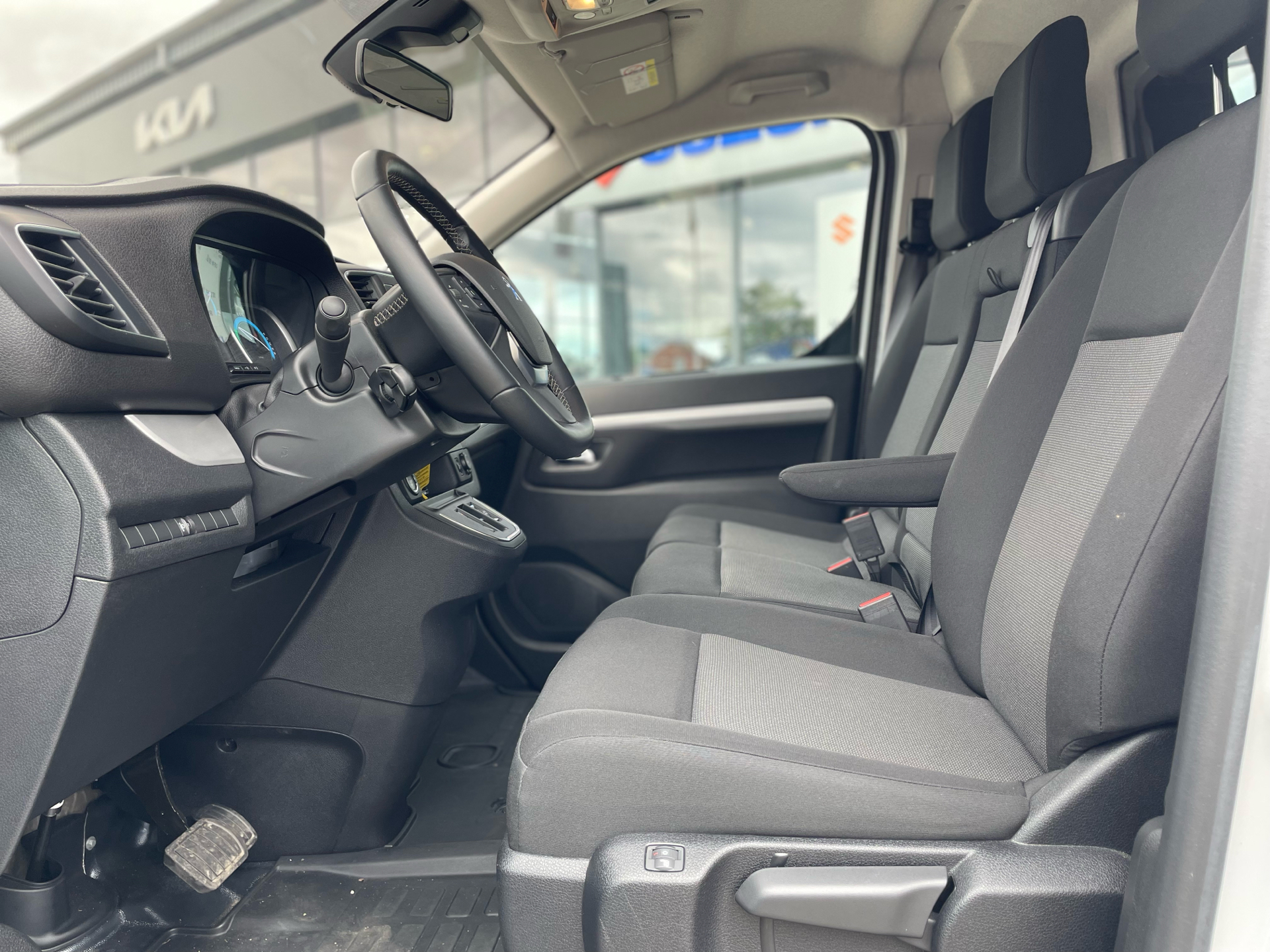 Billede af Peugeot e-Expert L3 EL Ultimate 136HK Van Aut.