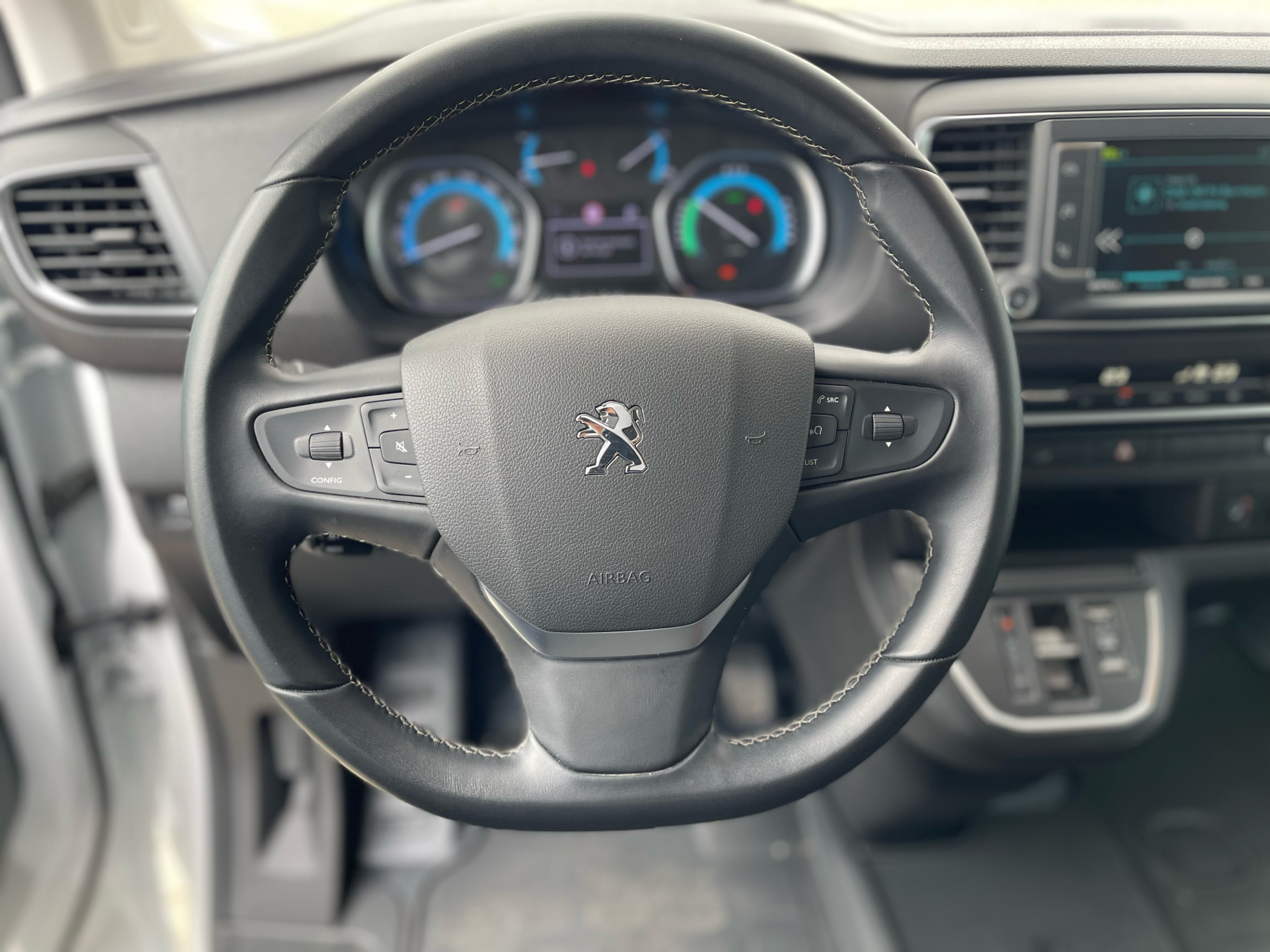 Billede af Peugeot e-Expert L3 EL Ultimate 136HK Van Aut.