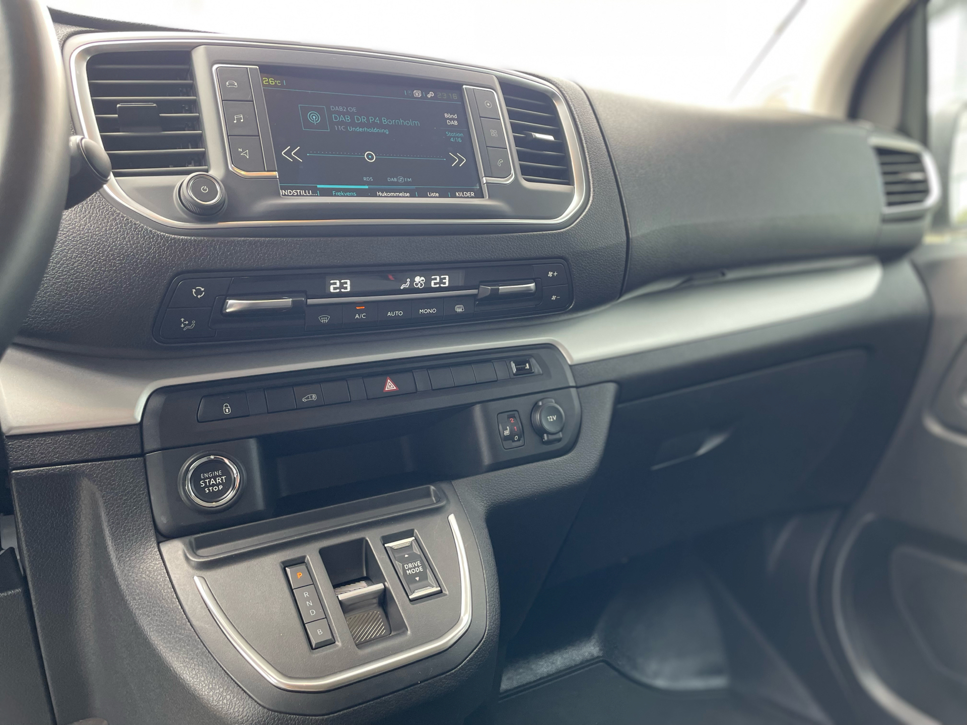 Billede af Peugeot e-Expert L3 EL Ultimate 136HK Van Aut.