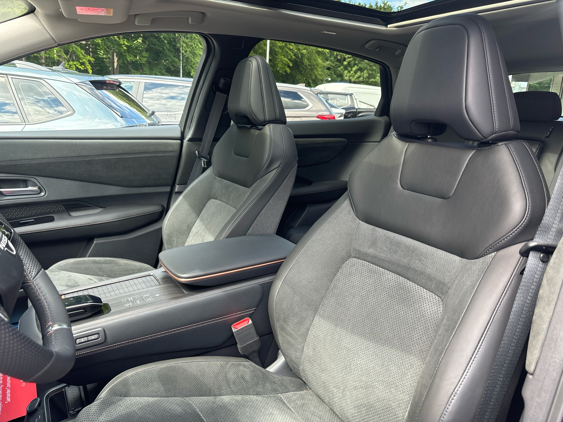 Billede af Nissan Ariya EL Evolve e-4orce 301HK 5d Aut.